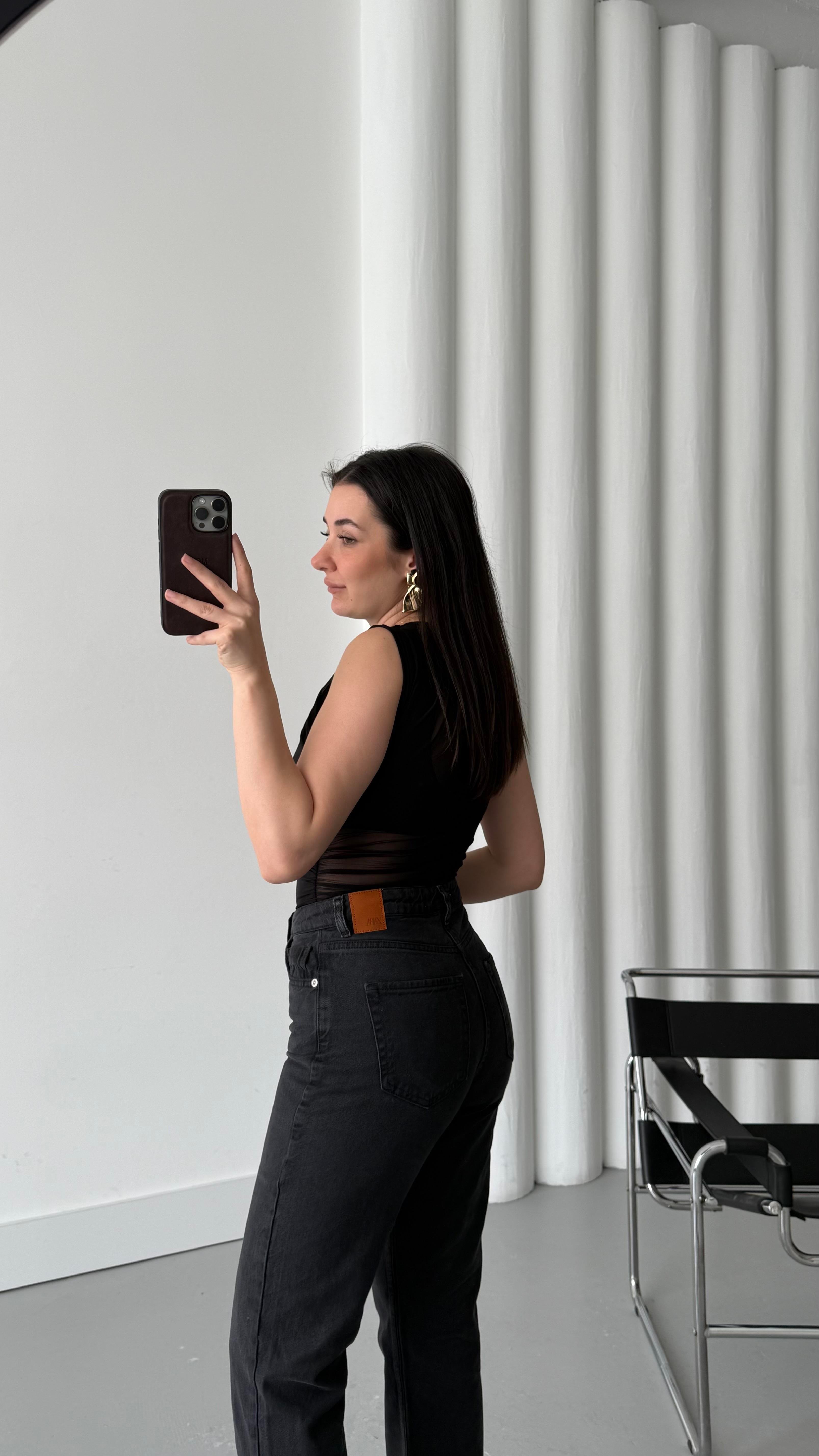 Marka Siyah Drapeli Bodysuit