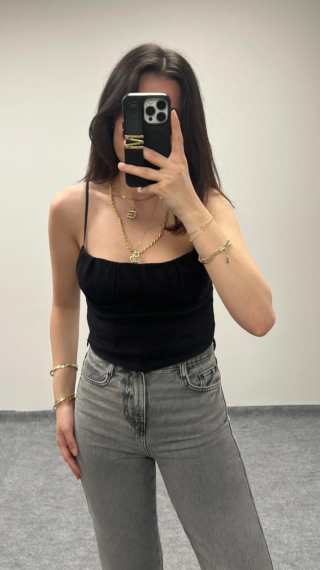 Marka Siyah Drapeli Korse Top