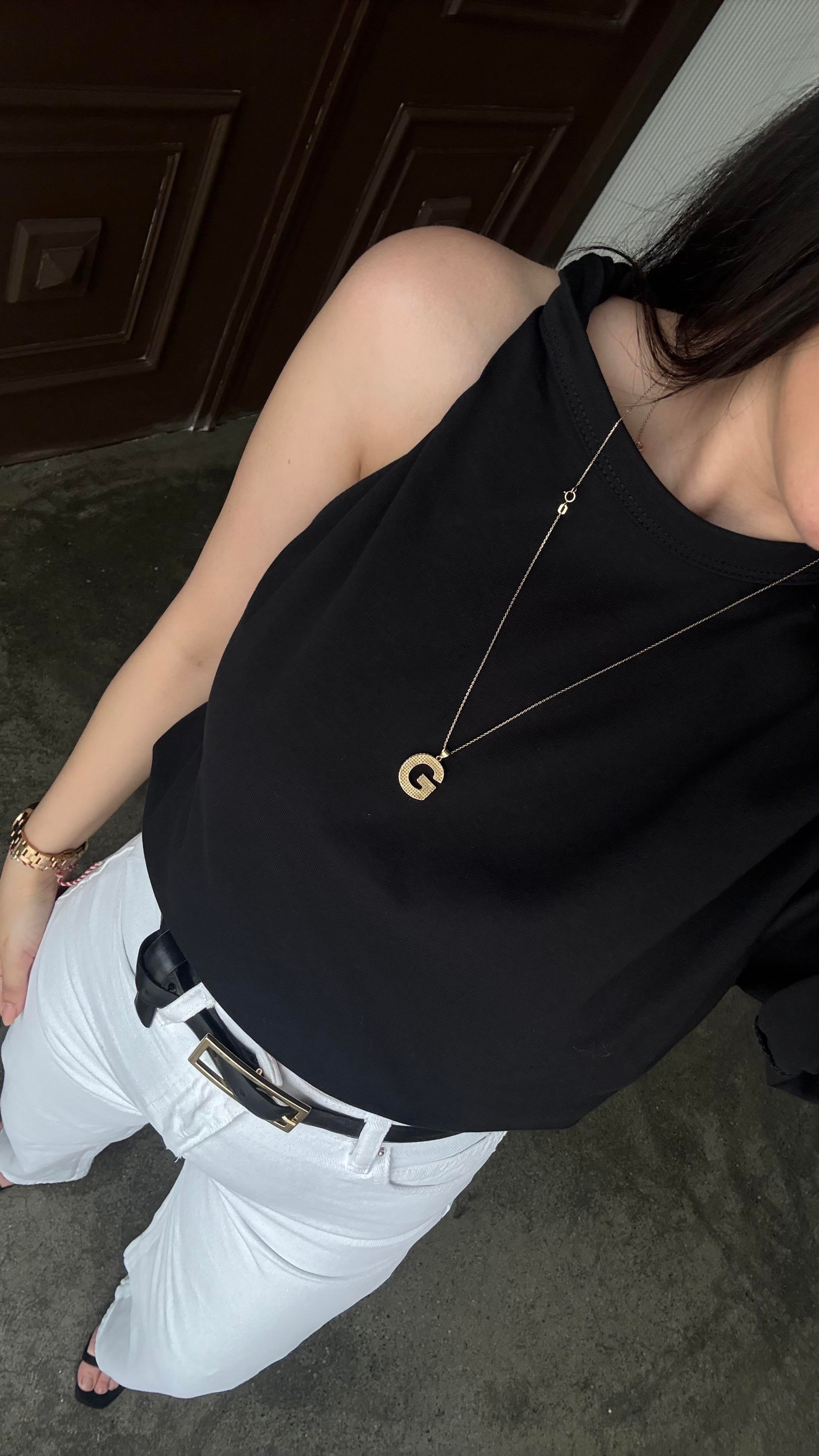 Marka Siyah Tek Kol Büzgülü Basıc Tişört