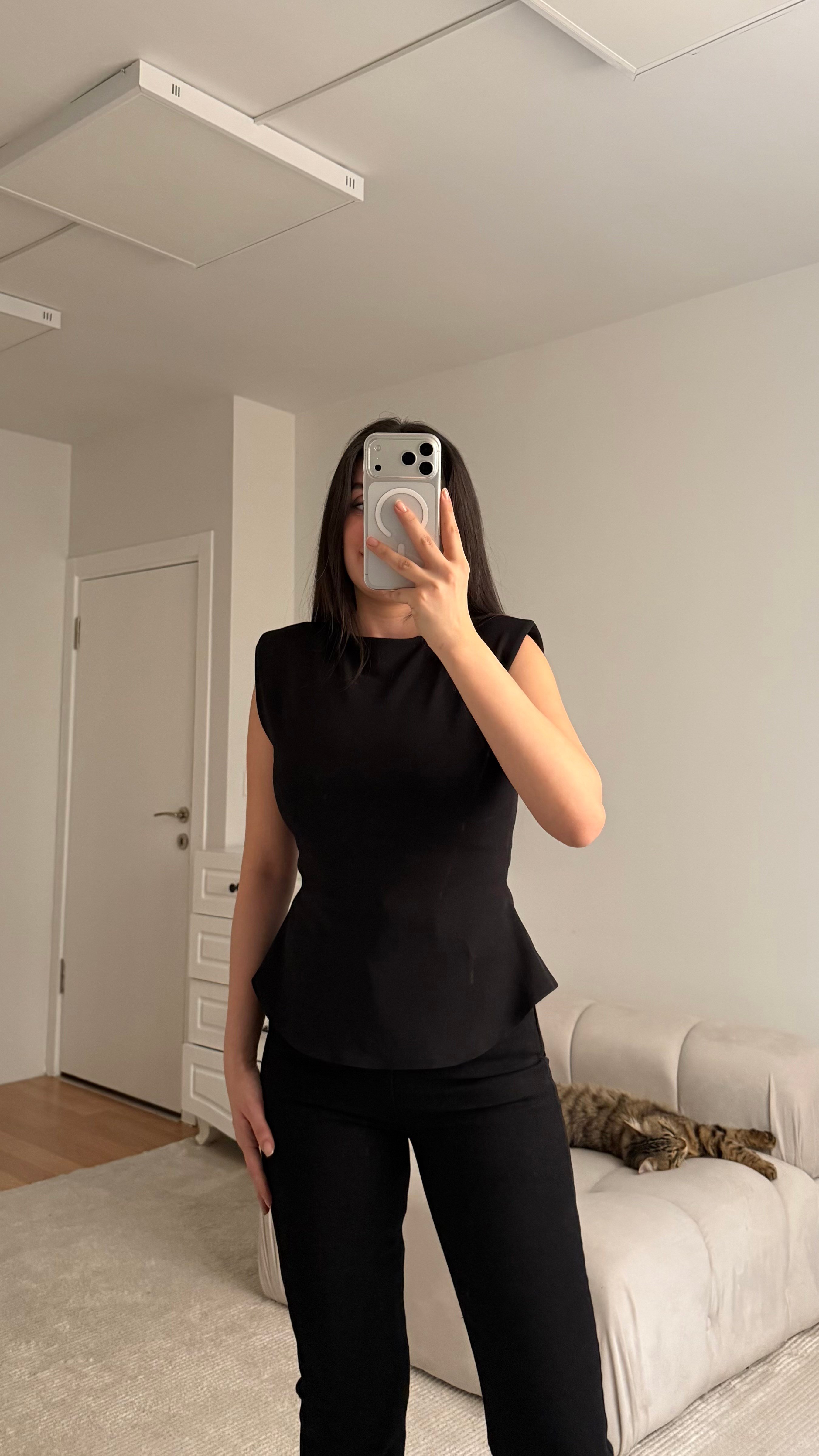 Marka Siyah Vatkalı Basic Bluz 