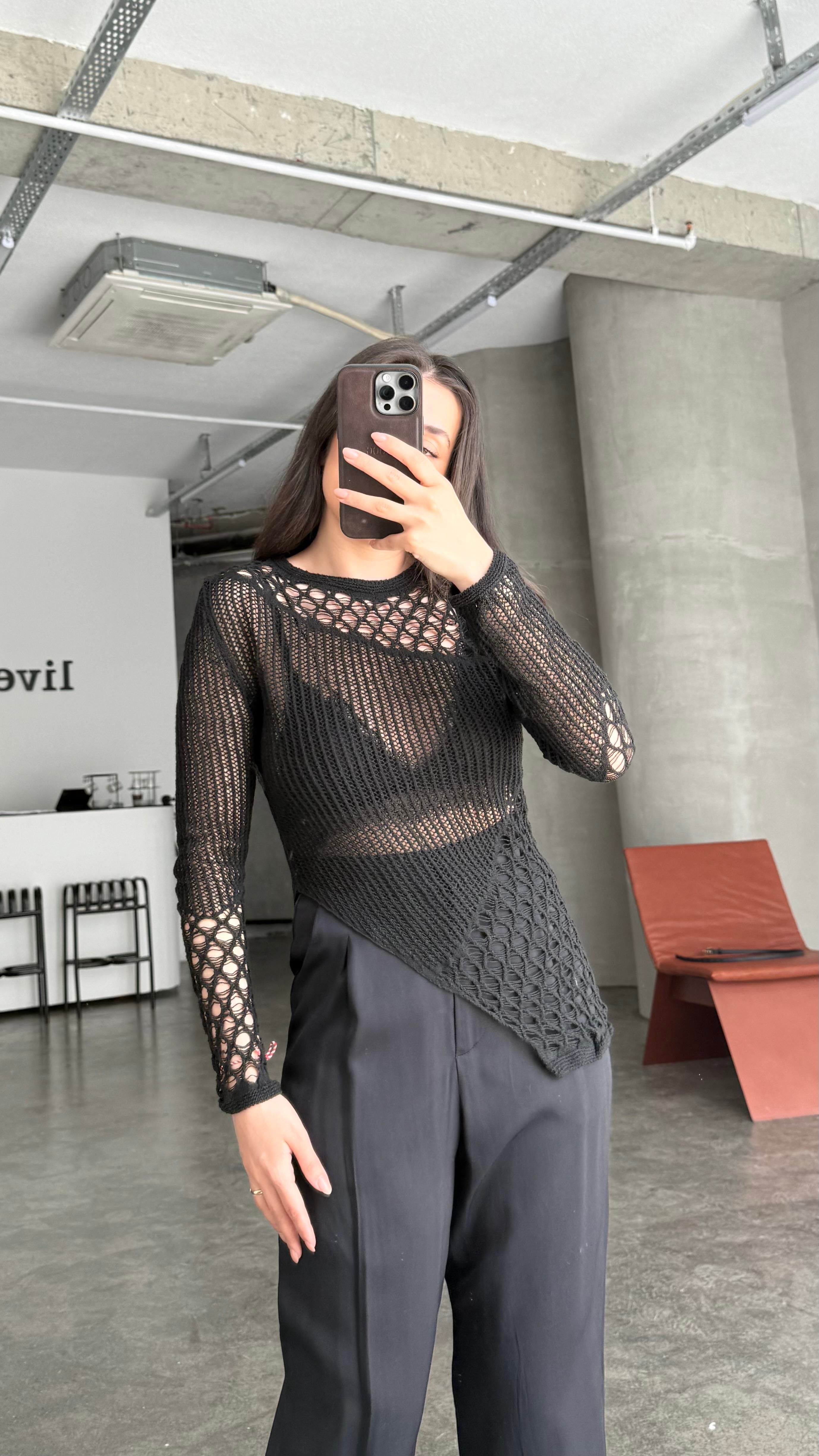 Marka Siyah Verevli Örme Triko 