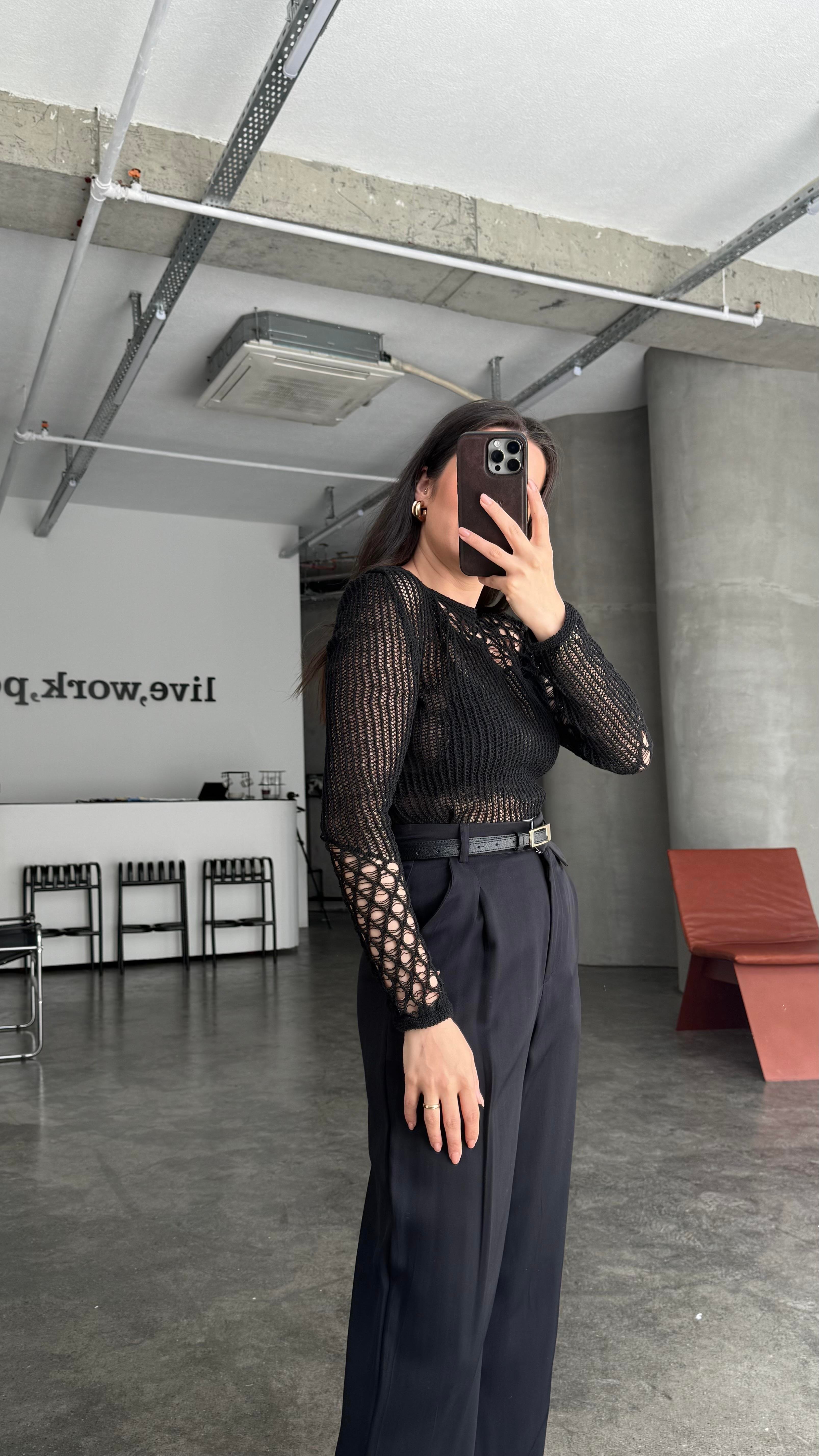 Marka Siyah Verevli Örme Triko 