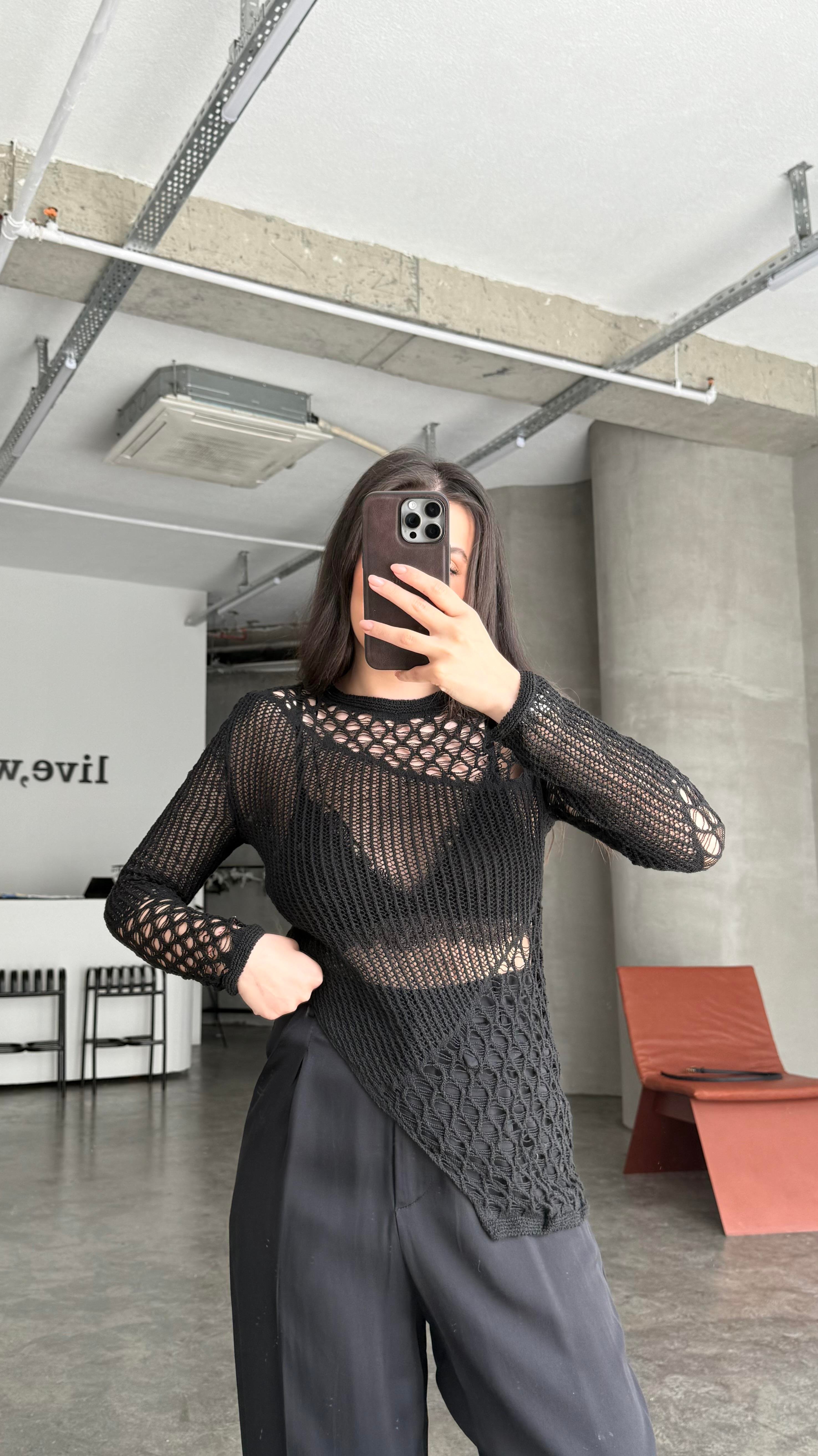 Marka Siyah Verevli Örme Triko 