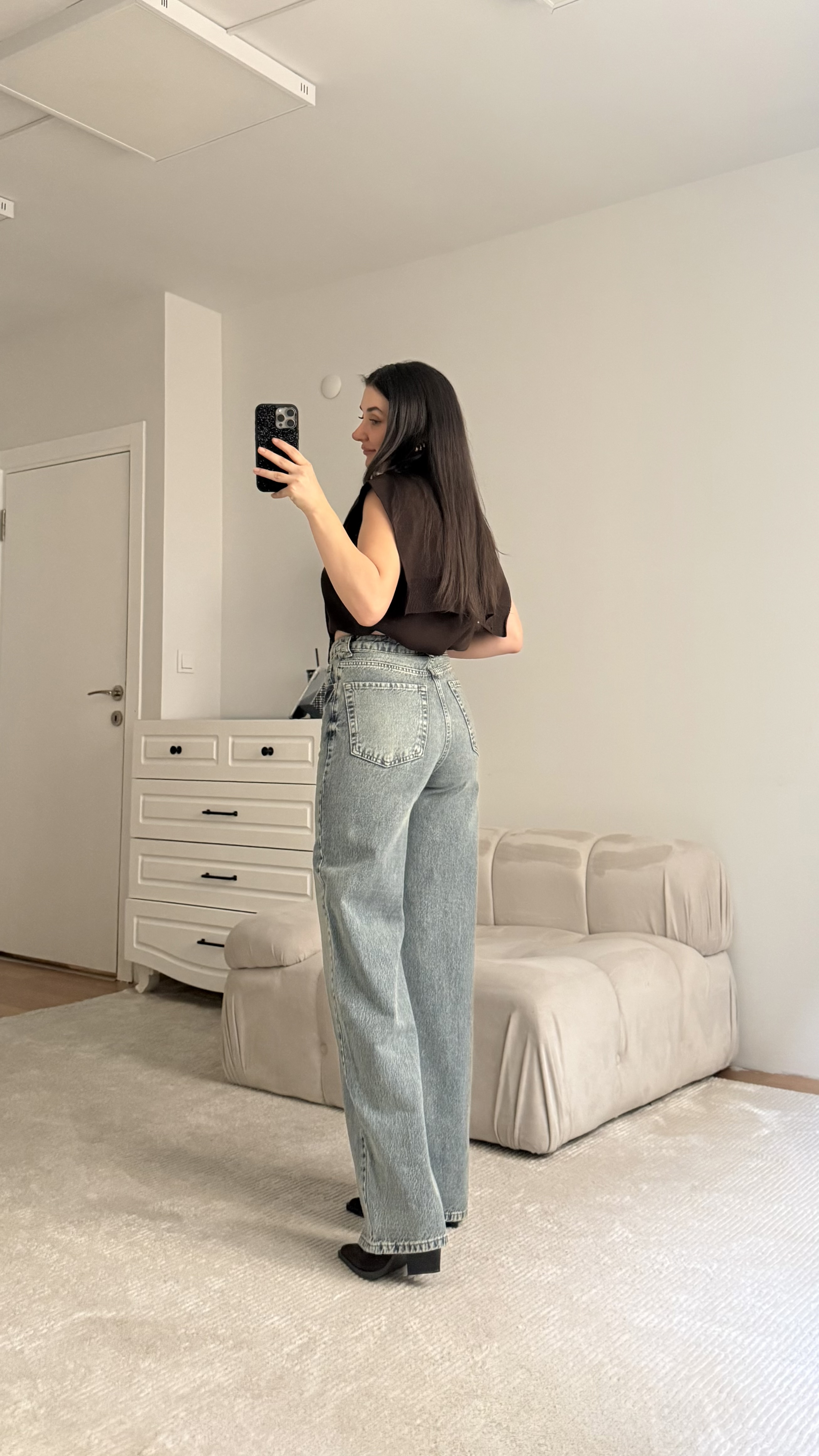 Marka Yıkamalı Mavi Bol Paça Jean