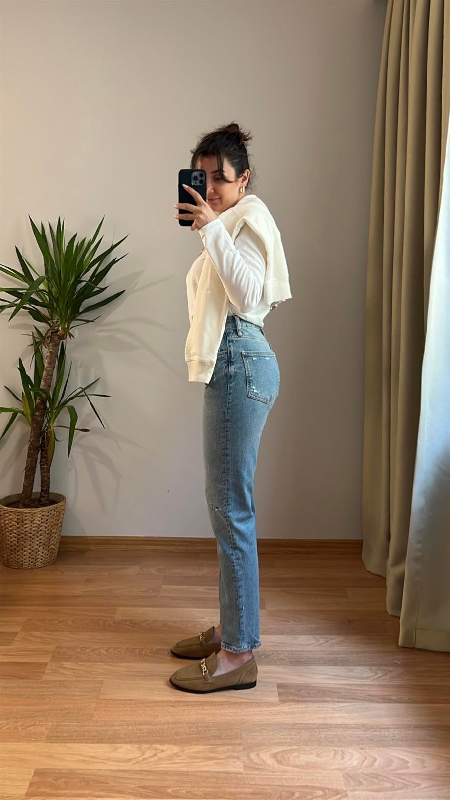 MARKA YIRTIK DETAY MOM FIT JEAN