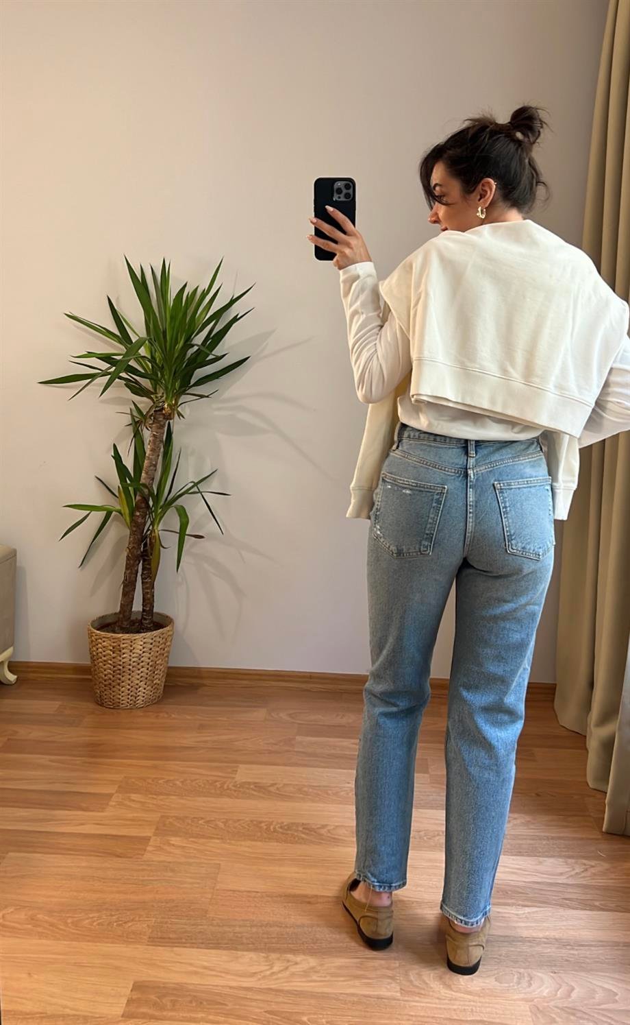 MARKA YIRTIK DETAY MOM FIT JEAN