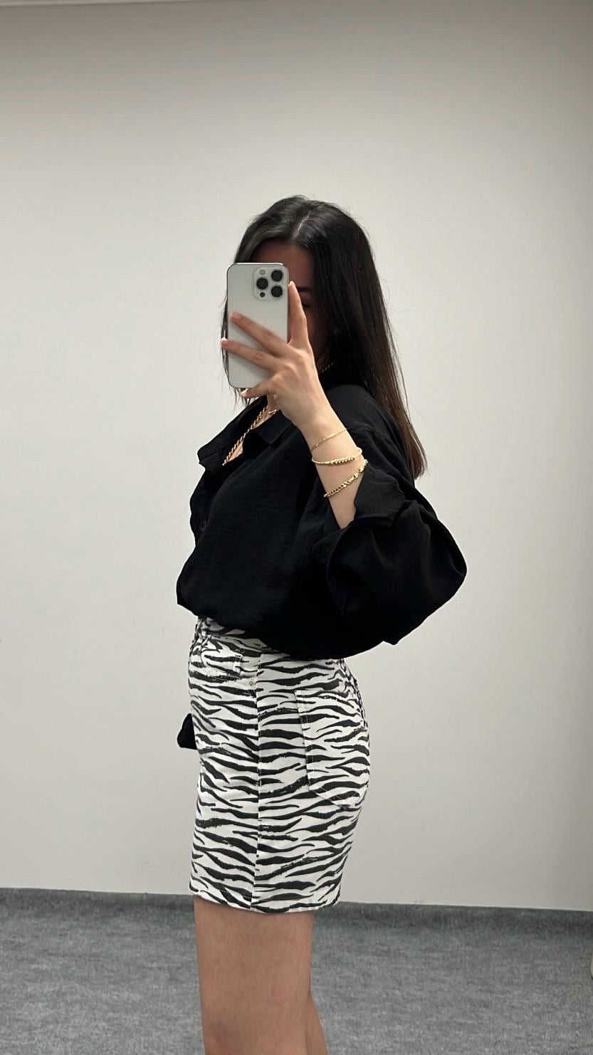 Marka Zebra Yüksek Bel Mom Fıt Şort