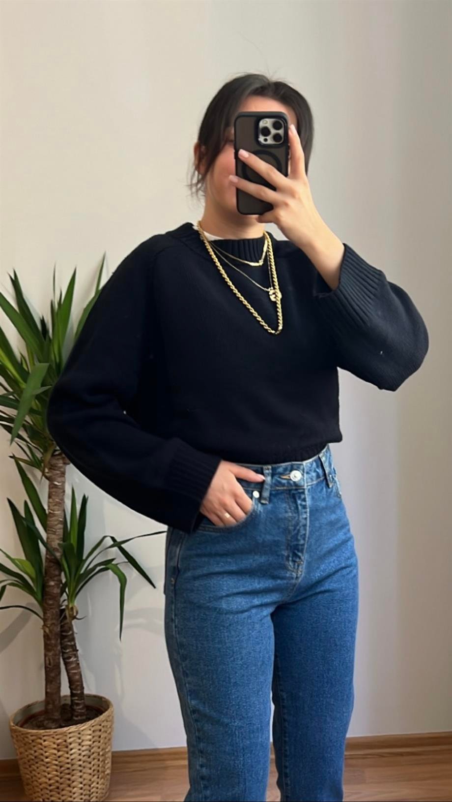 MD DİK YAKA LACİ TRİKO