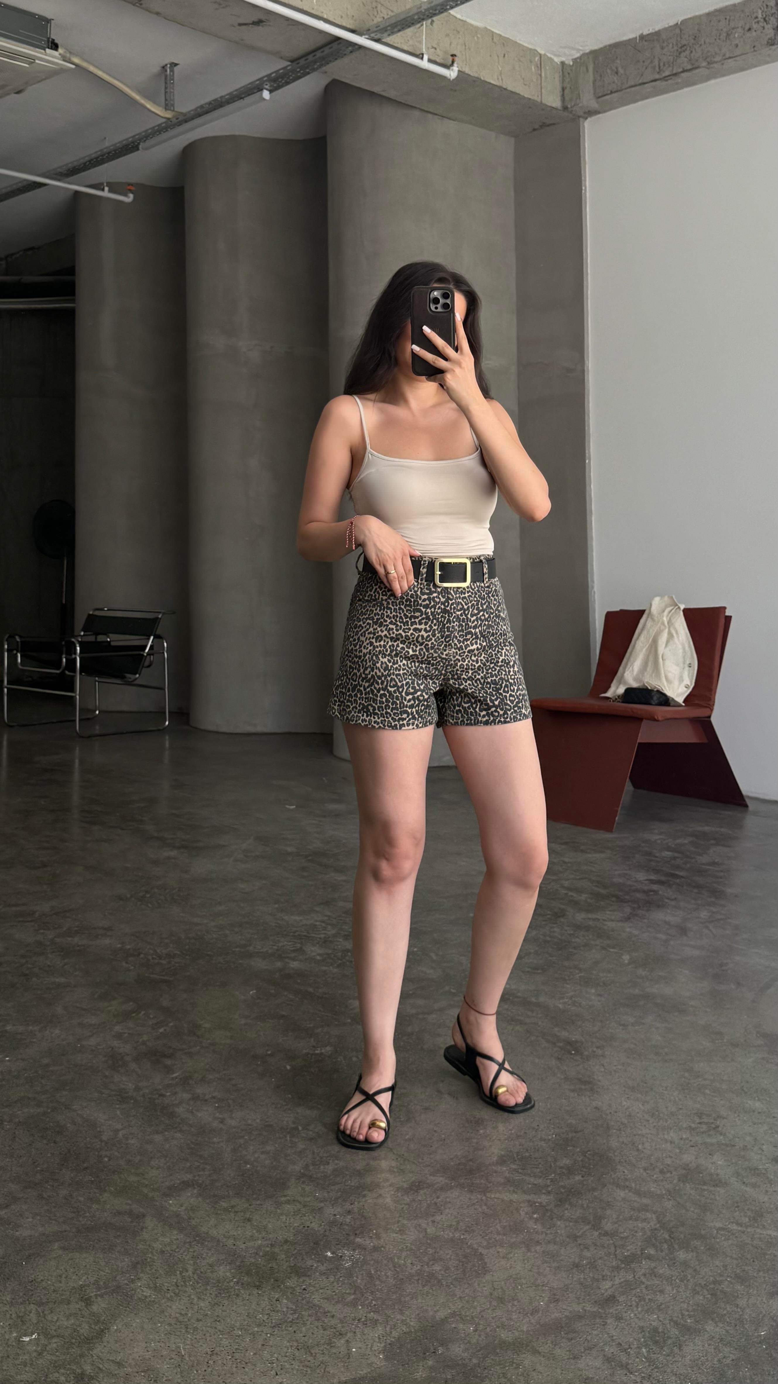 MNG Leopar Denim Şort