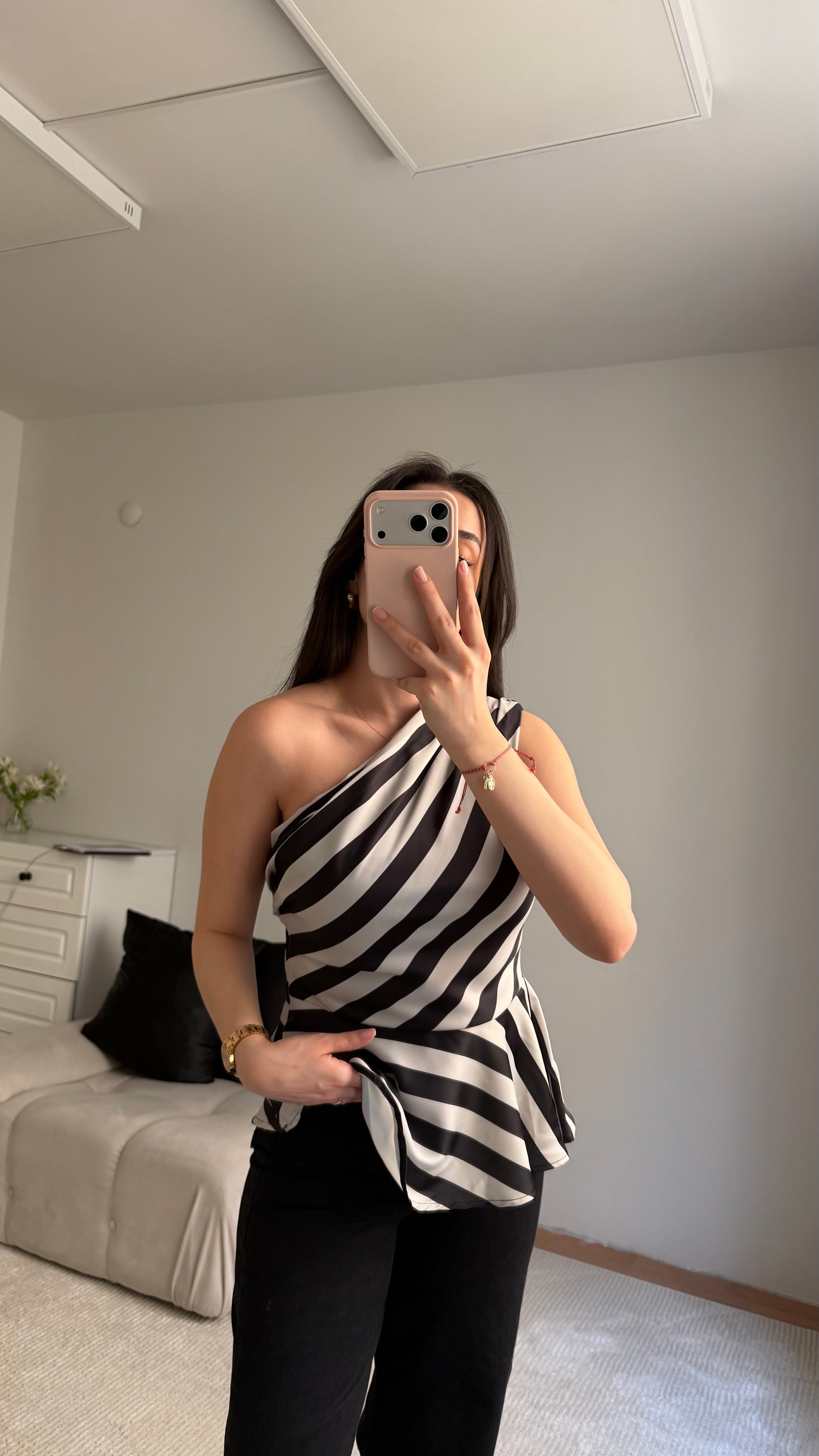 Mng Zebra Kayık Yaka Saten Bluz 