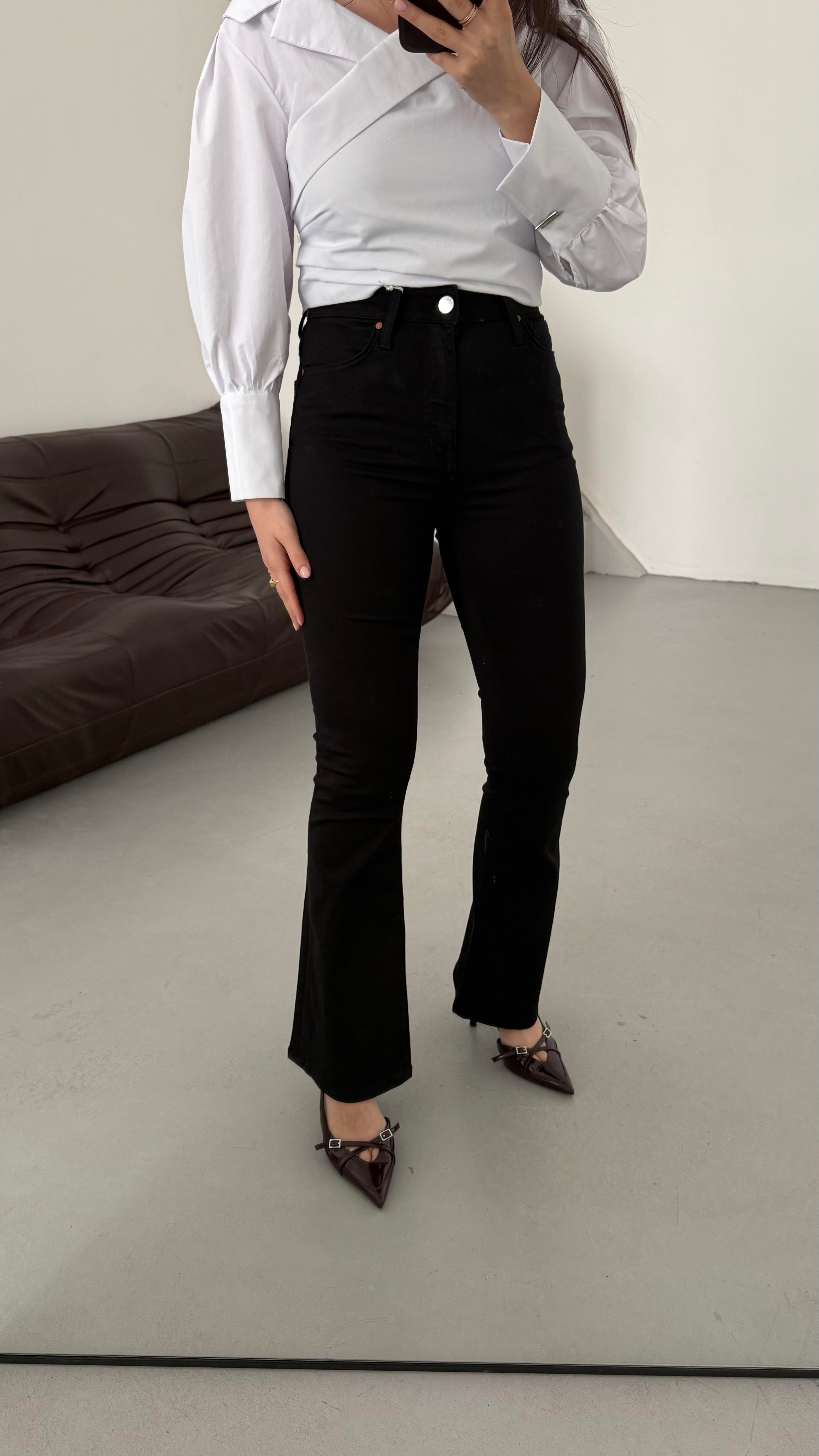 Never Siyah Flare Jean 