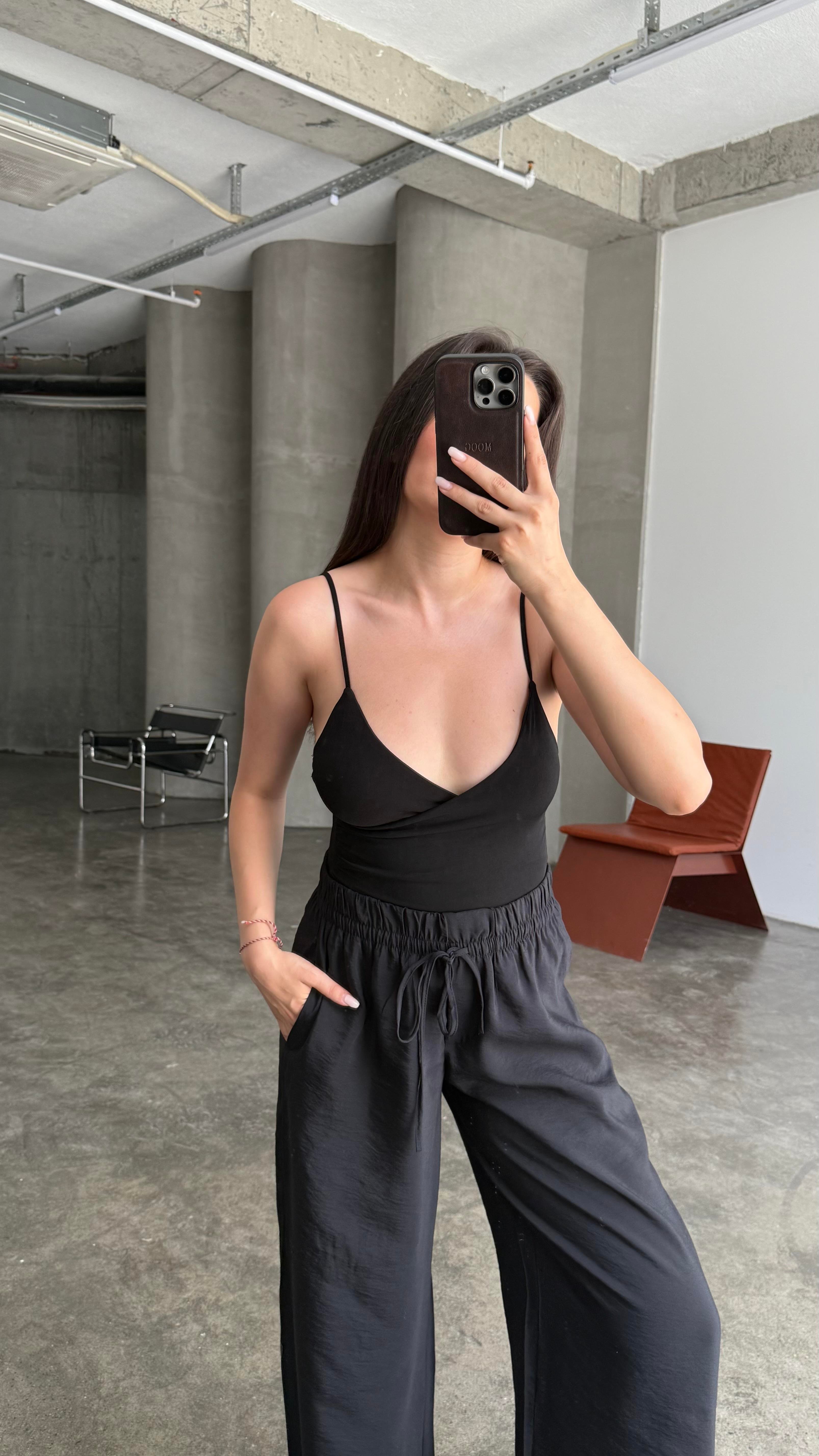PB Kruvaze Siyah Bodysuit