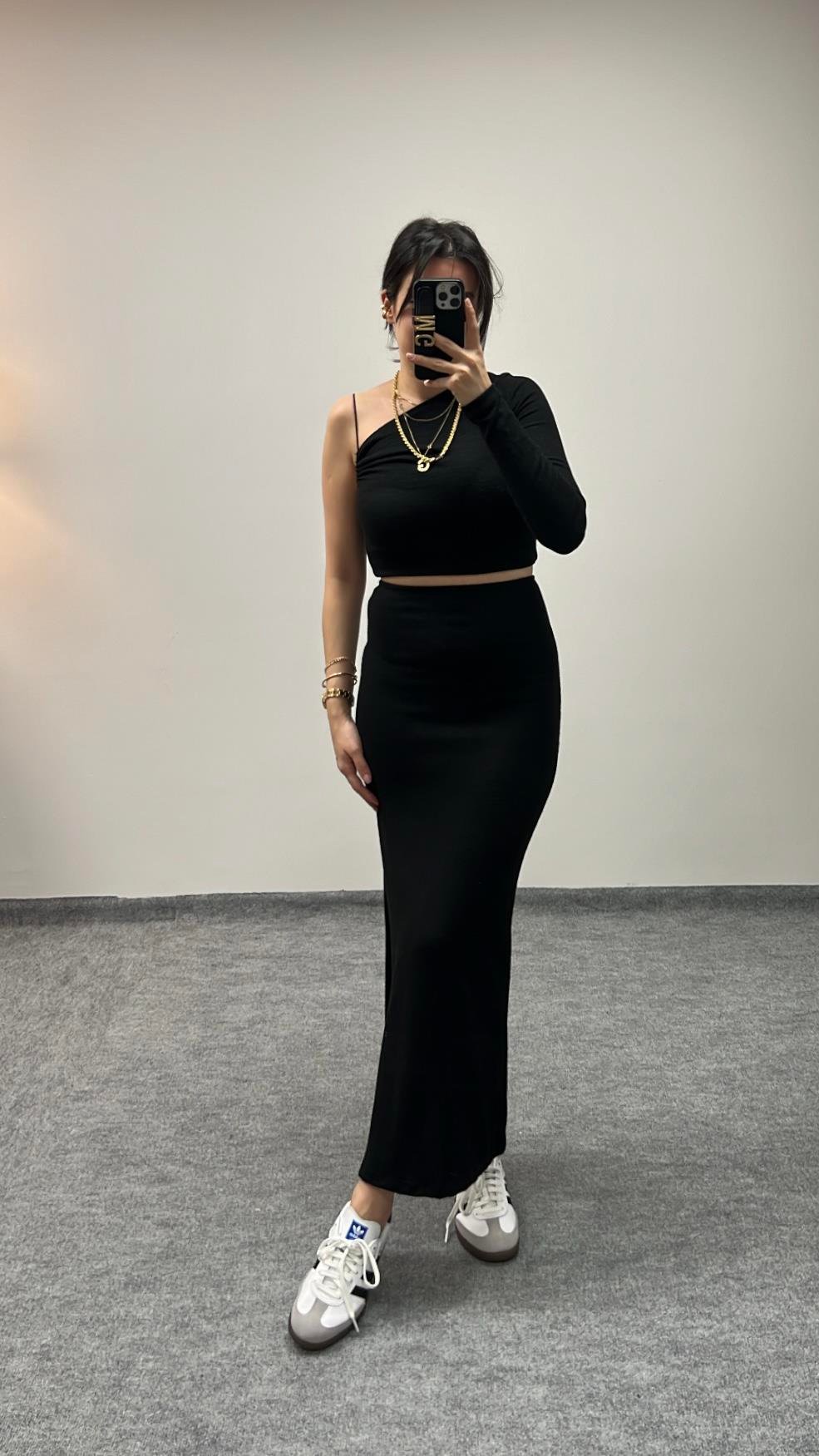 PUB SİYAH ASİMETRİK BLUZ 