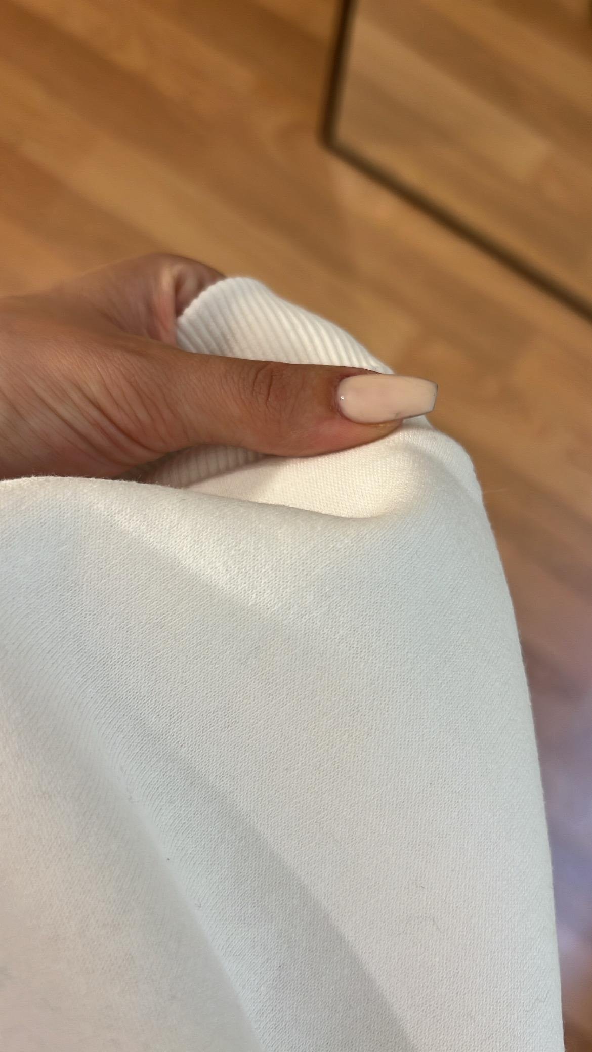 SAT BEYAZ SWEATSHIRT