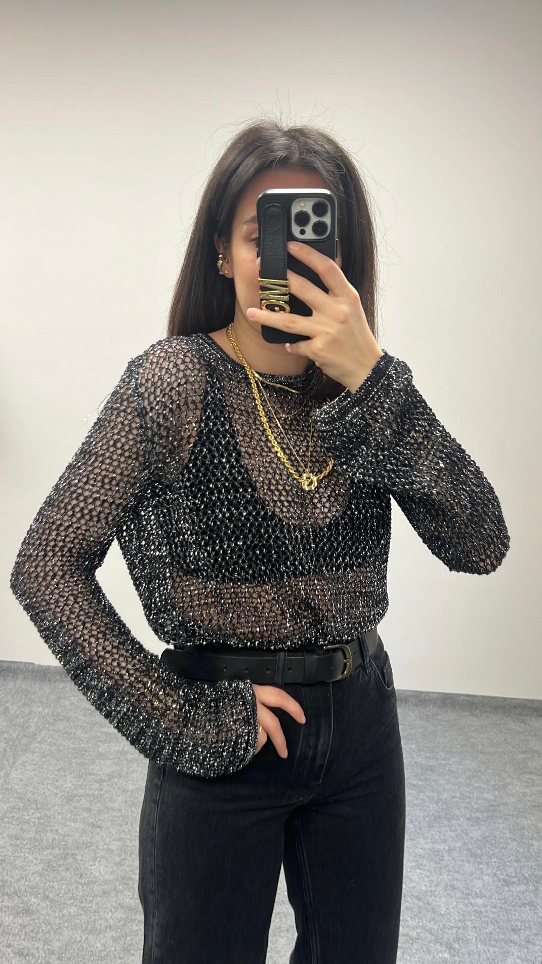 SİYAH AJURLU SİMLİ TRİKO