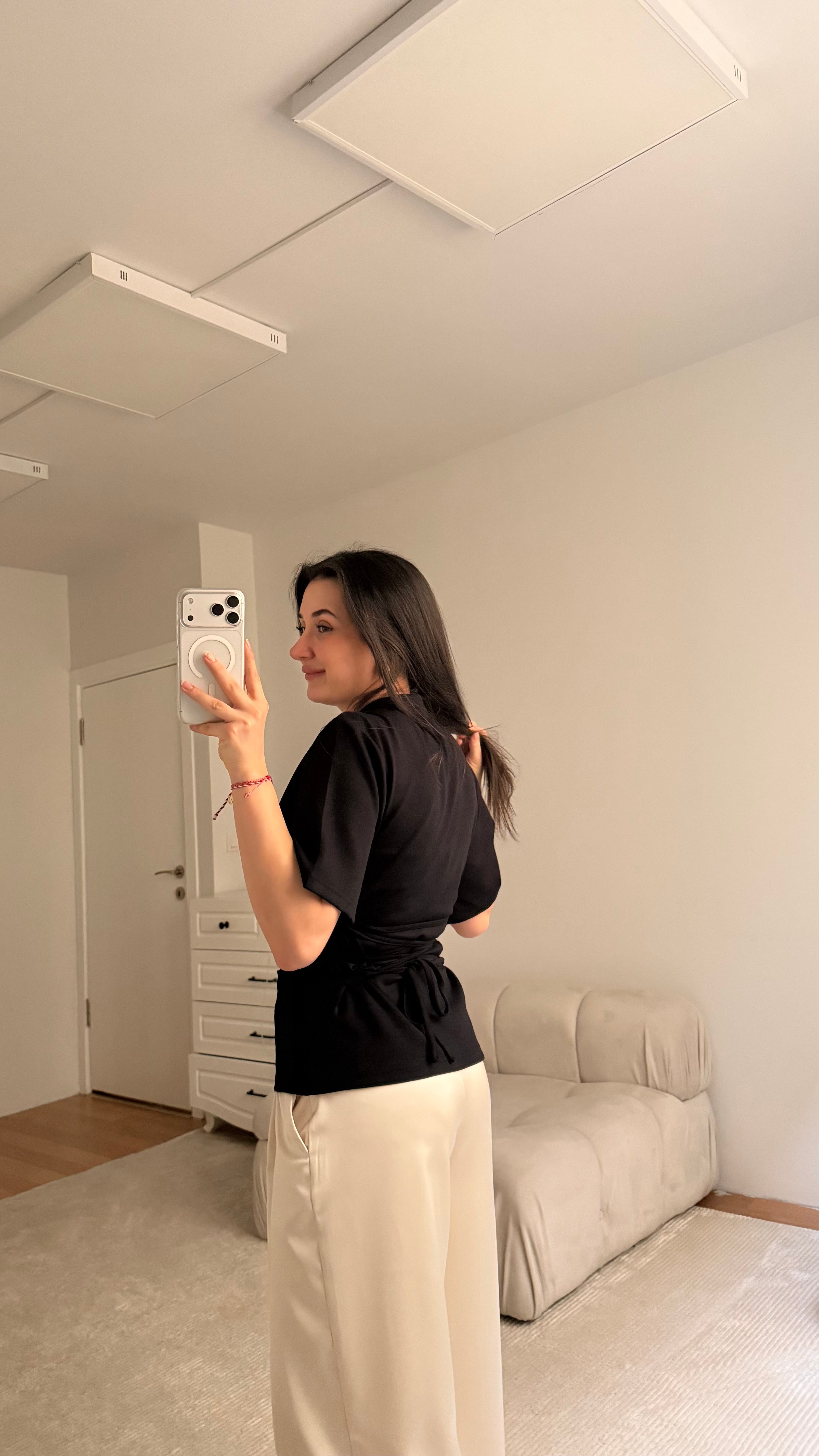 Siyah Basic Bisiklet Yaka Sırt Bağlamalı Bluz 