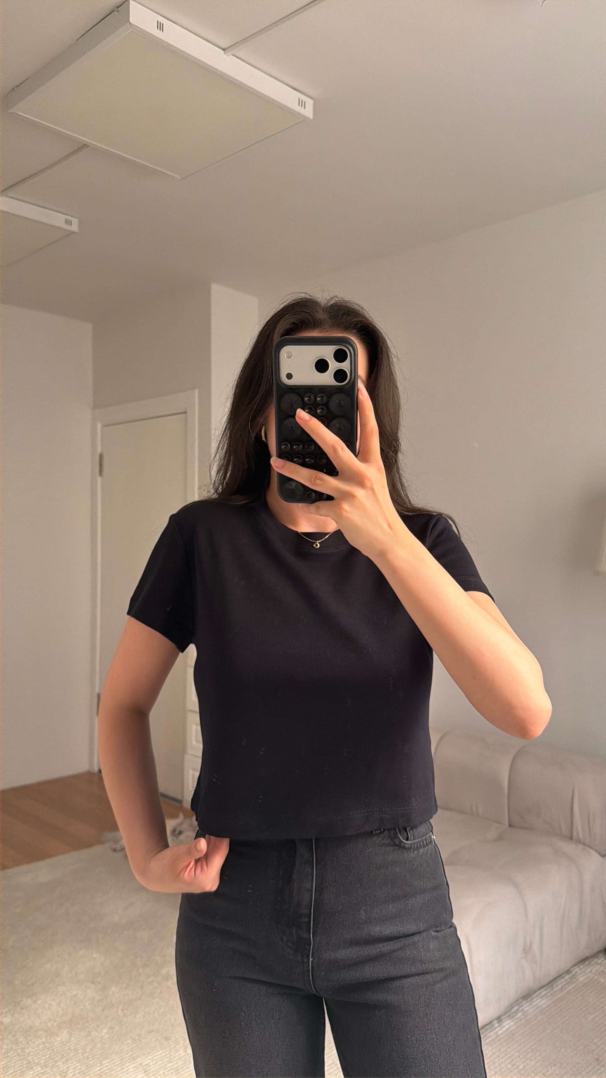 Siyah Bisiklet Yaka Basic Tişört