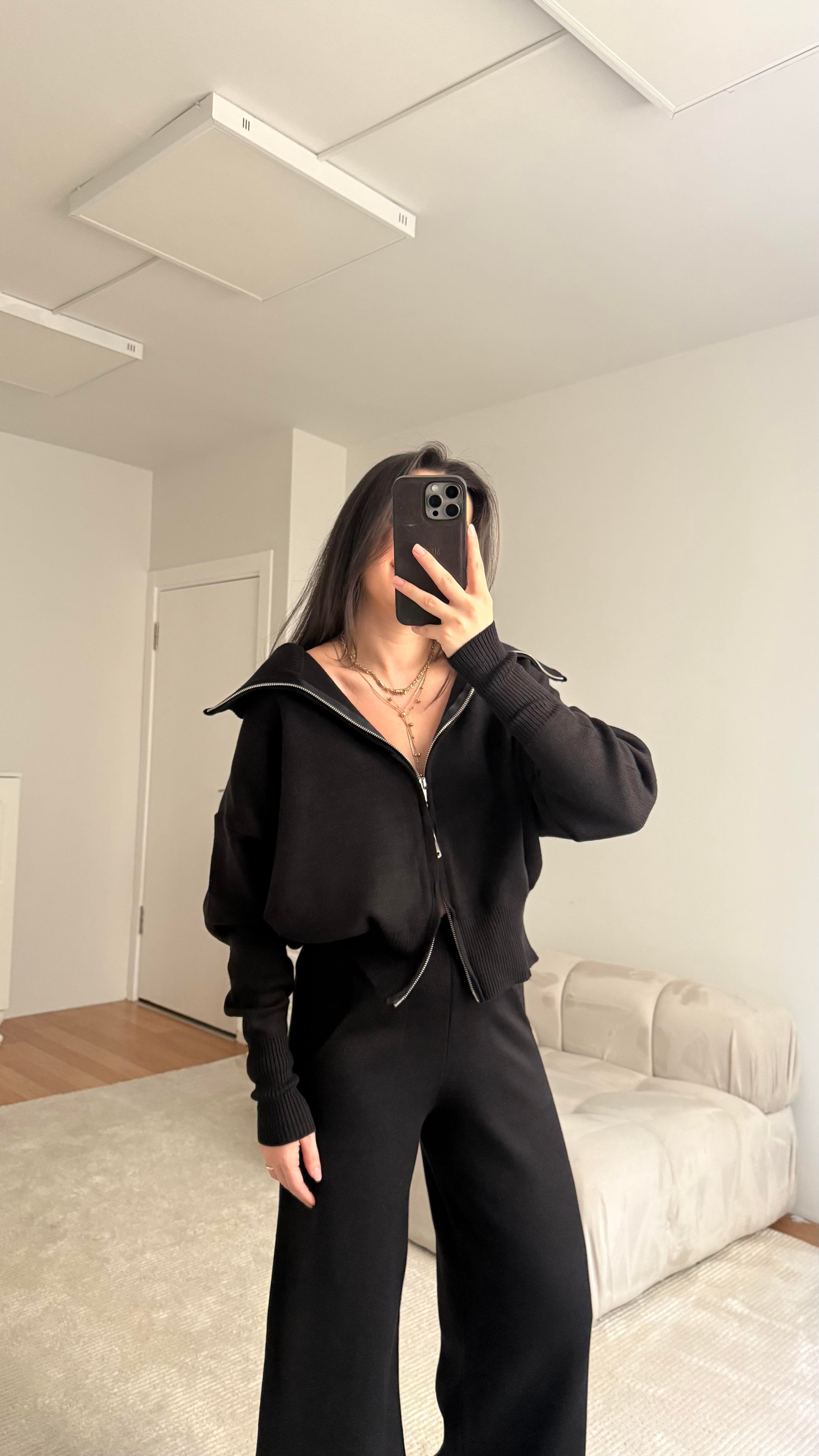 Siyah Çift Fermuarlı Triko Takım