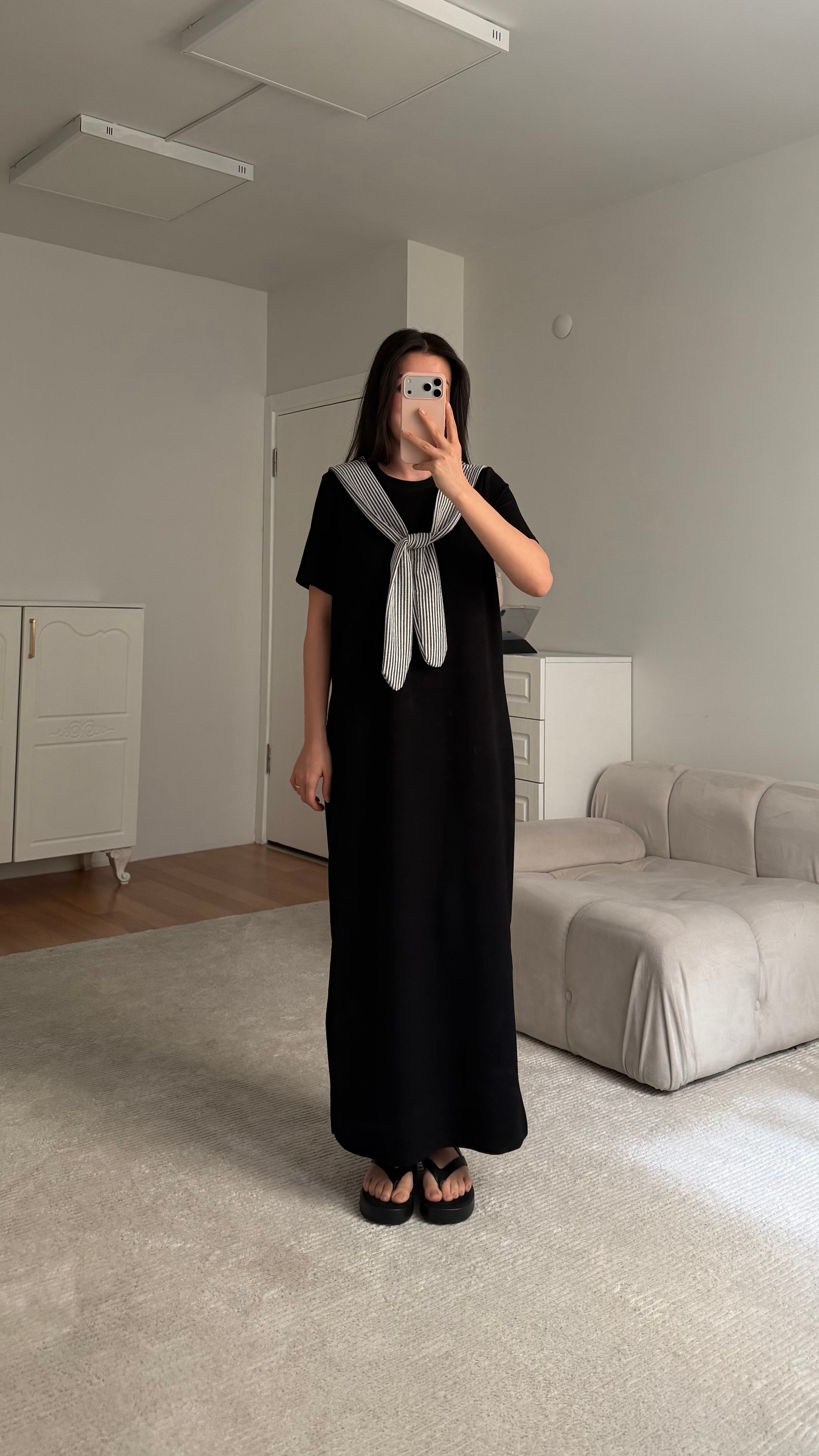 Siyah Çizgili Fular Detay Elbise