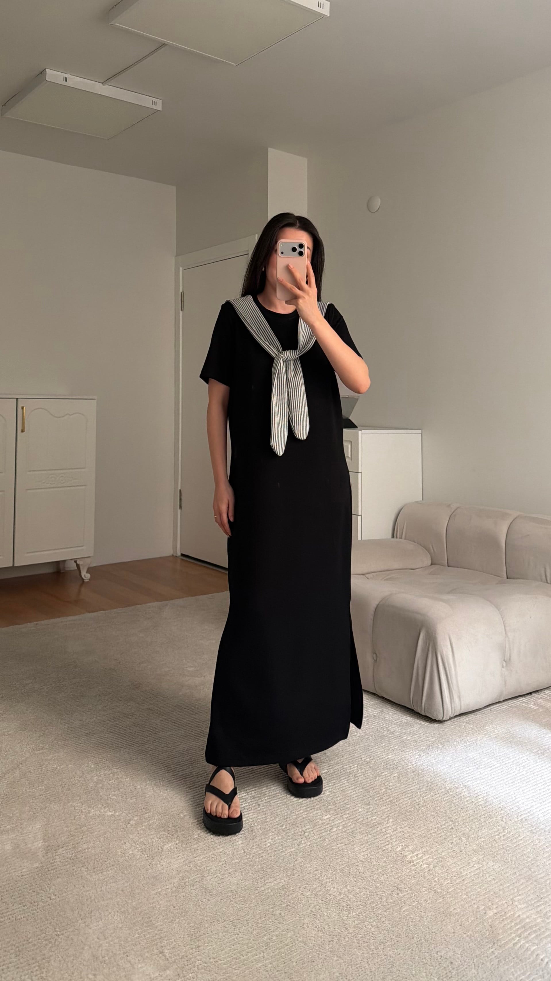 Siyah Çizgili Fular Detay Elbise