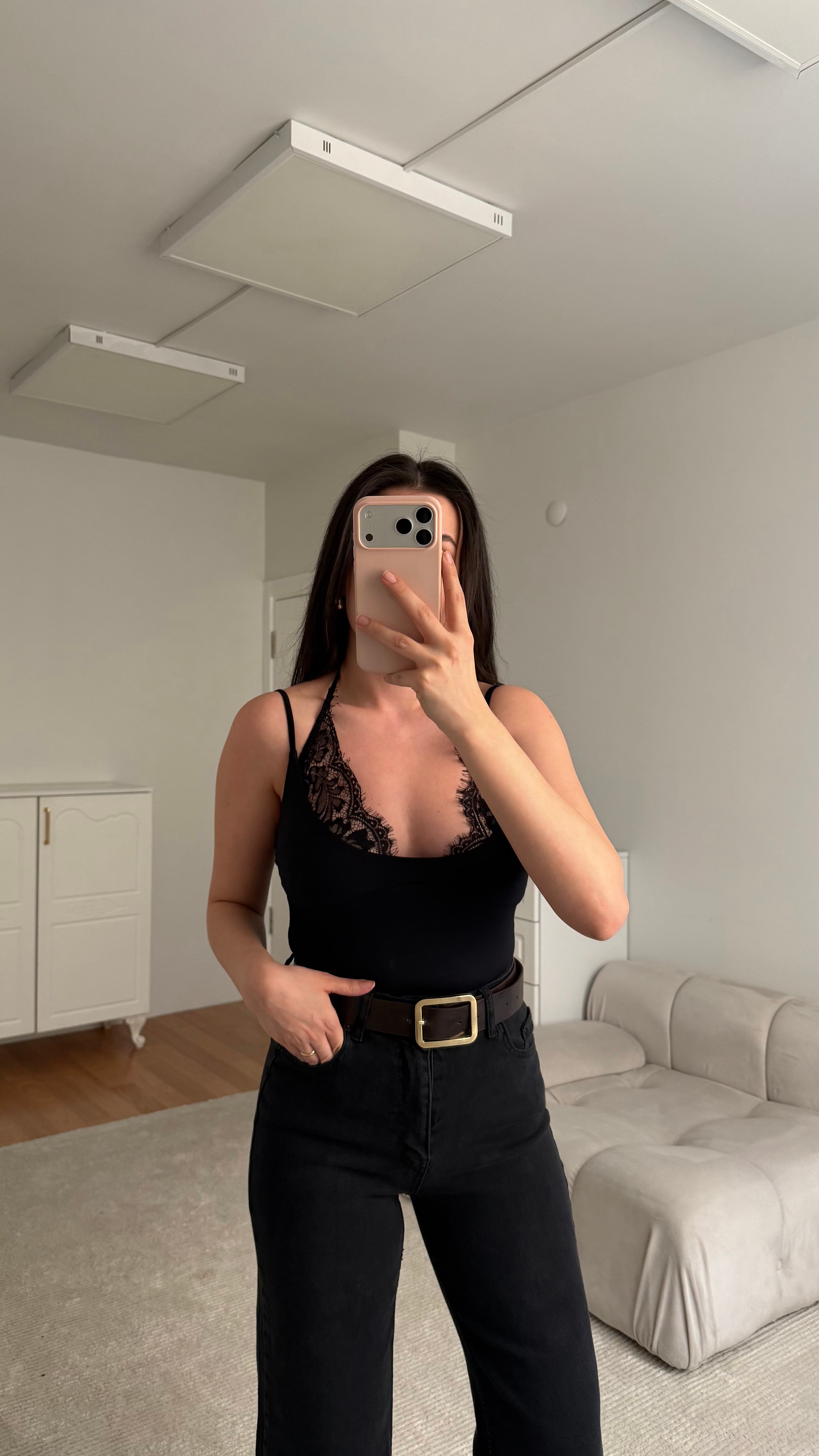 Siyah Dantel Yaka Bağlamalı Body suit