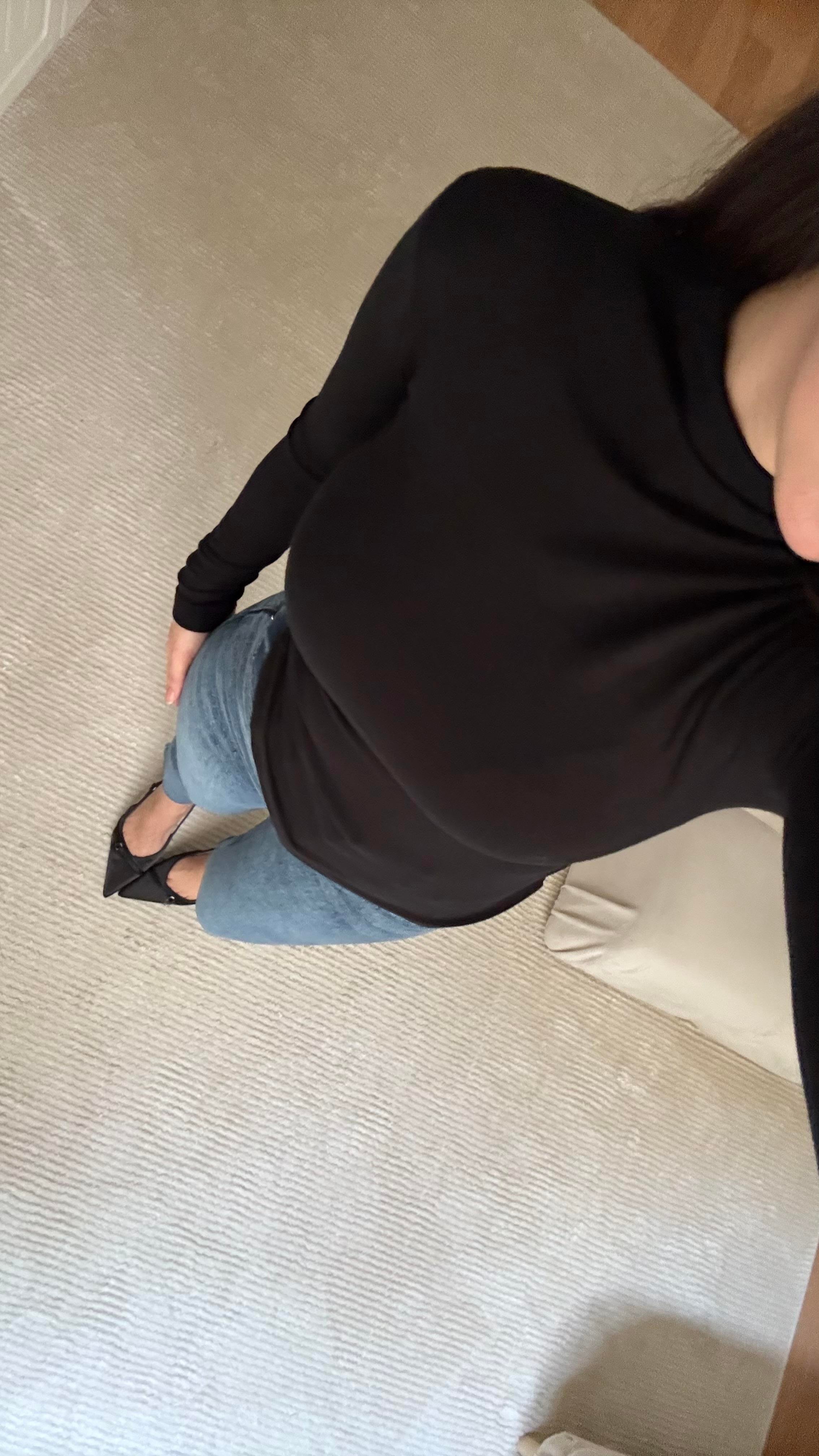 Siyah Dik Yaka Drapeli Bluz