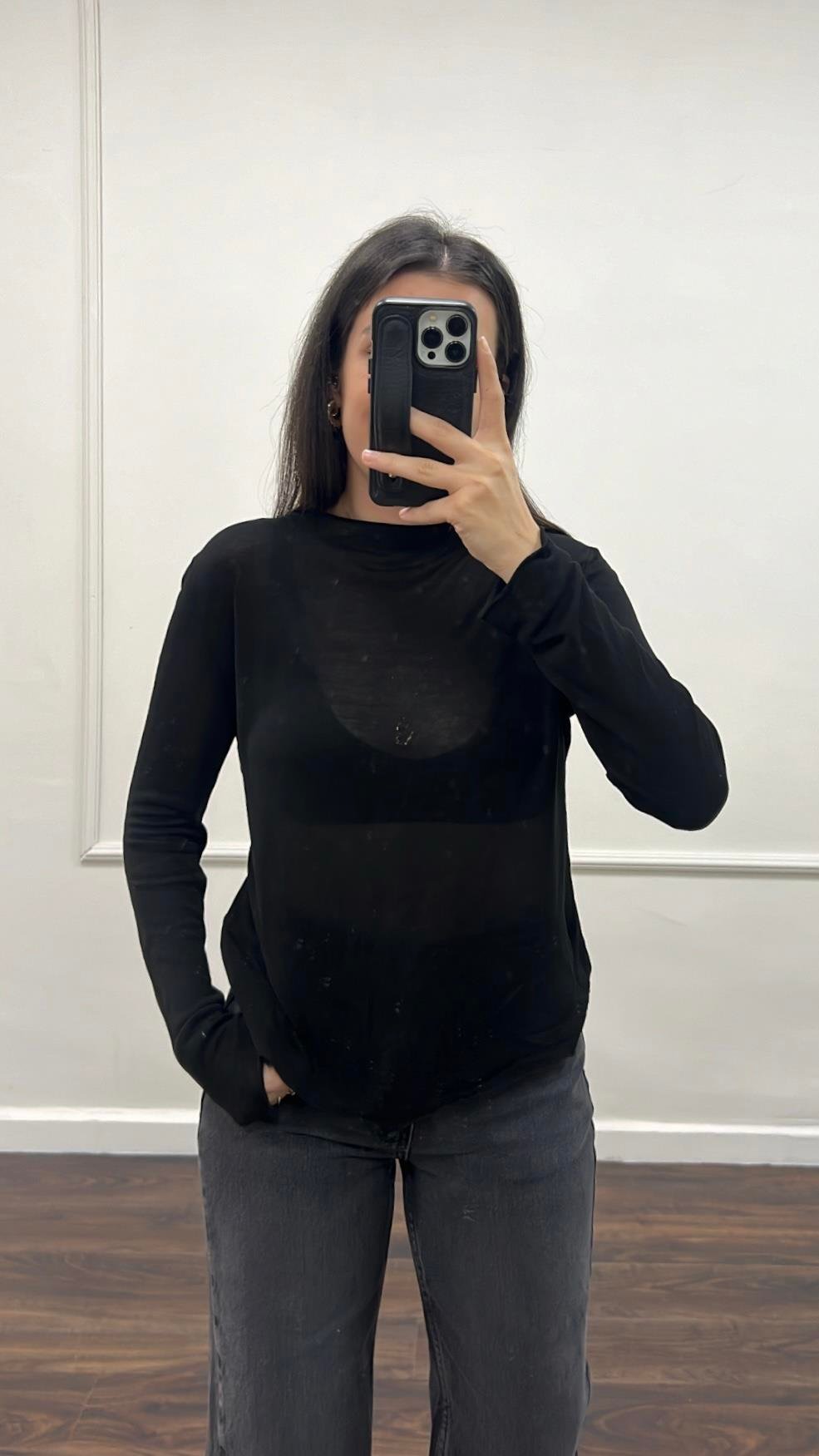 Siyah Dik Yaka Transparan Bluz