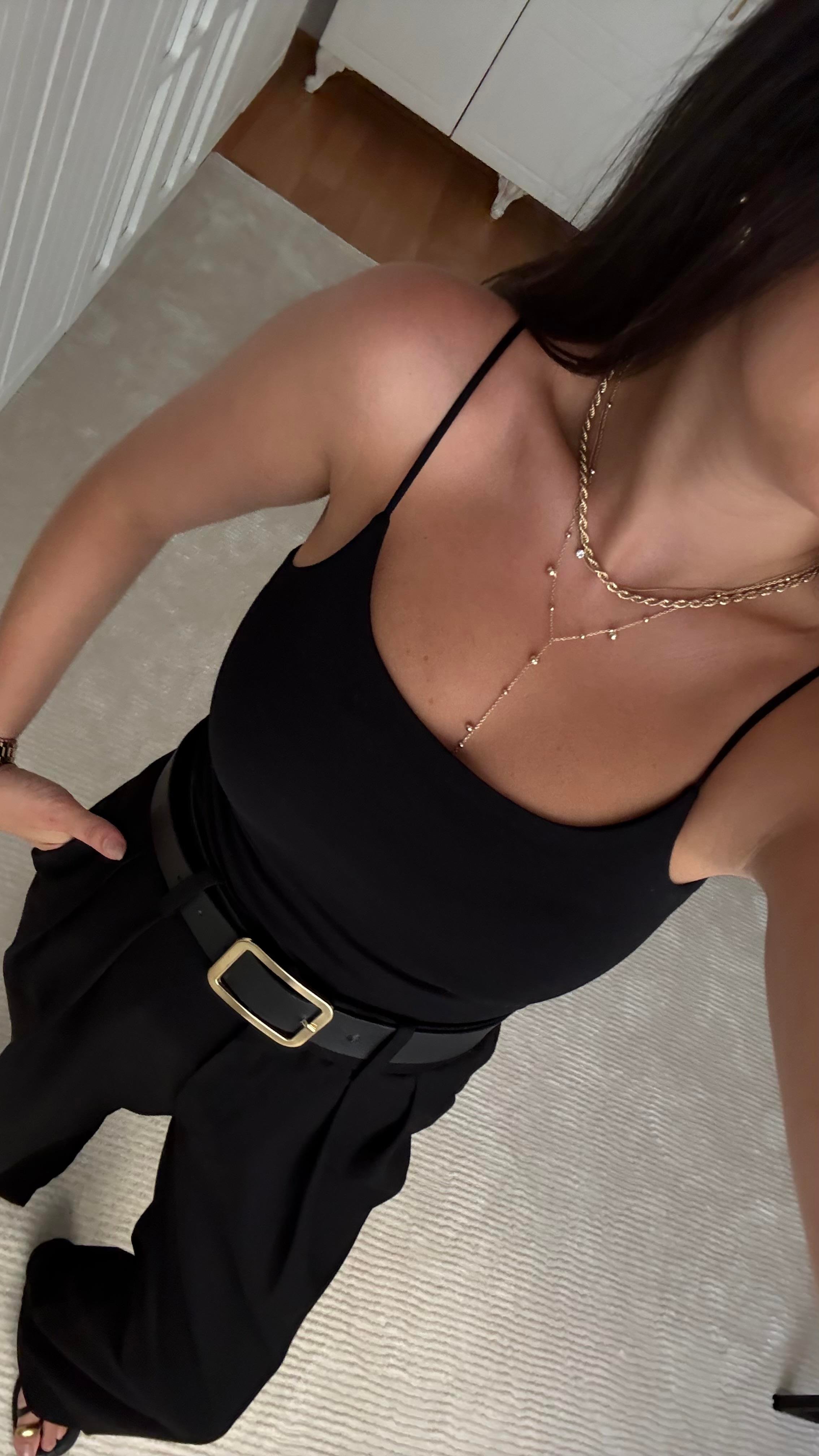 Siyah İp Askılı Bluz