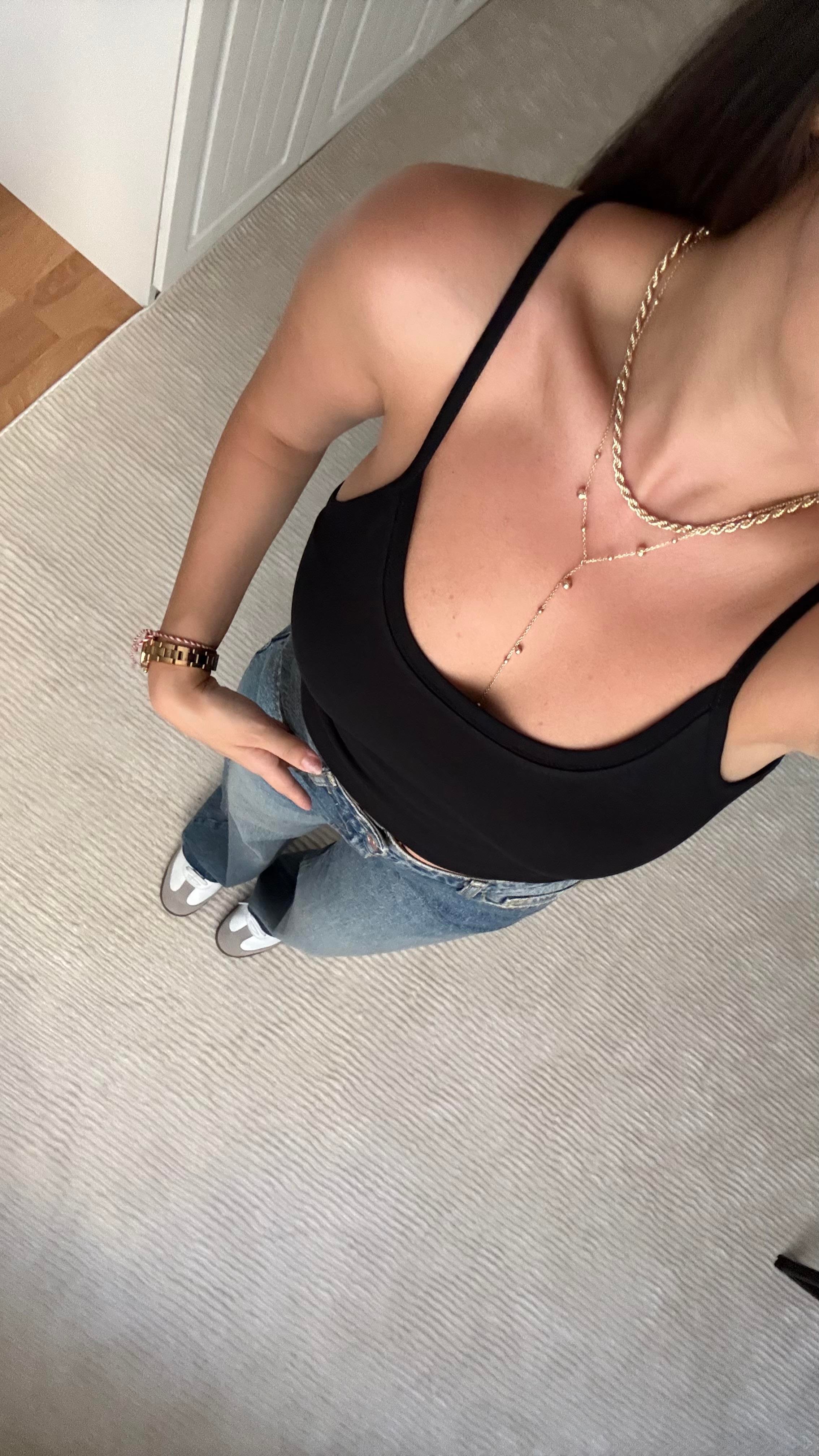 Siyah İp Askılı Penye Atlet