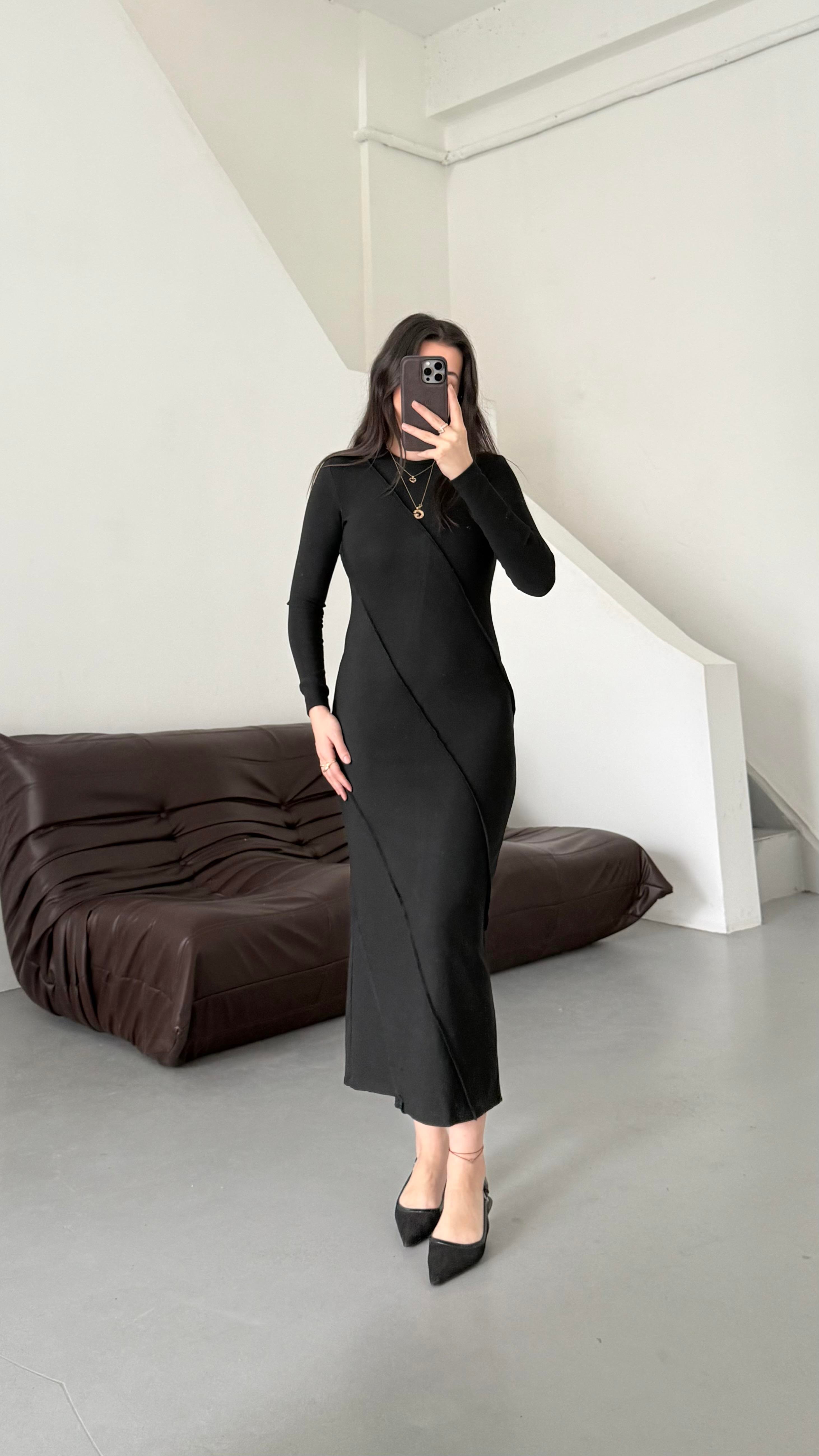 Siyah Kendinden Fitilli Örme Elbise