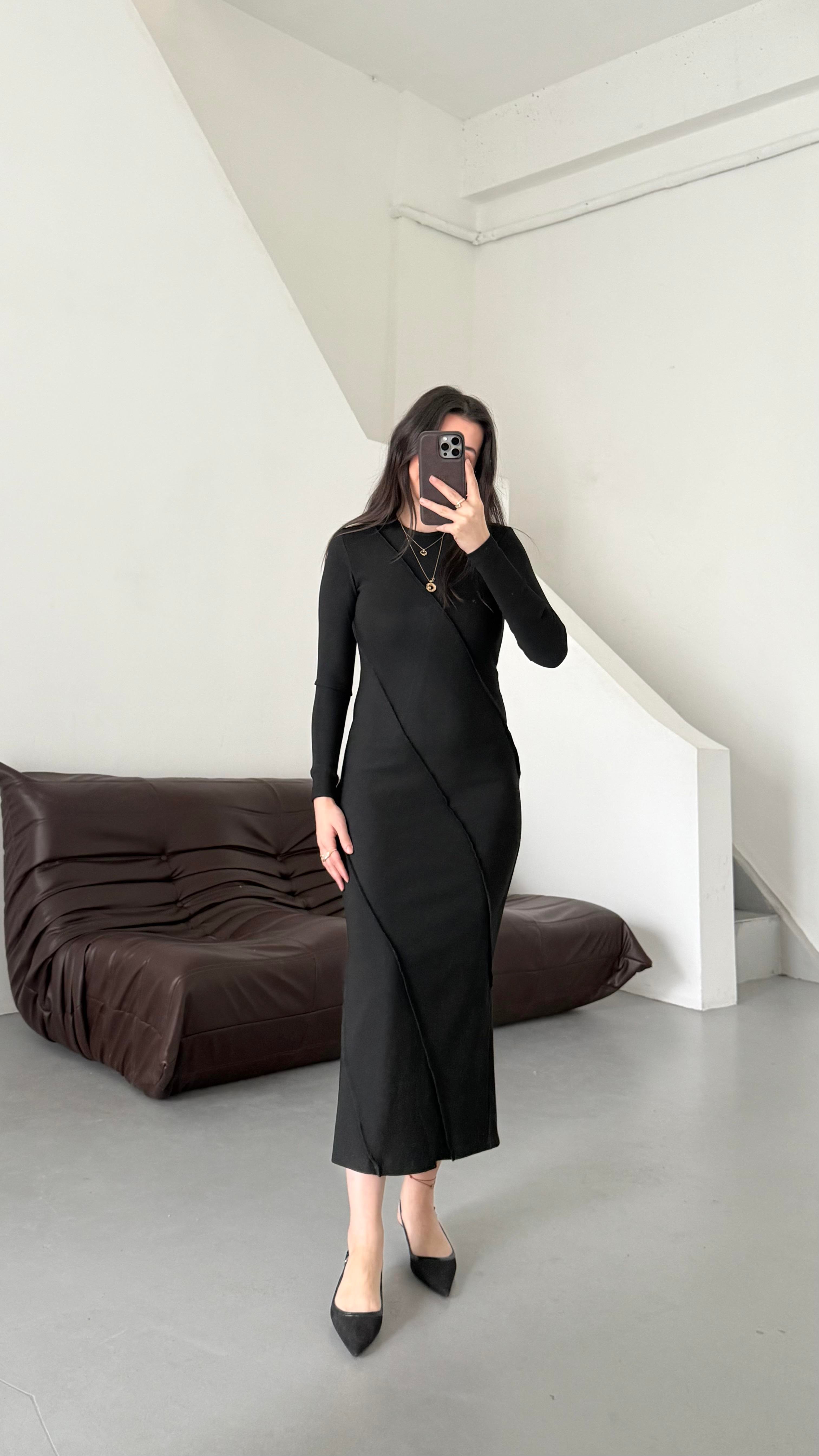 Siyah Kendinden Fitilli Örme Elbise