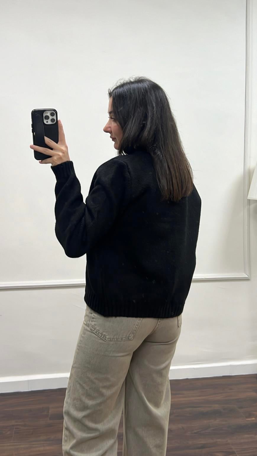 Siyah Mini Düğme Detaylı Basıc Hırka