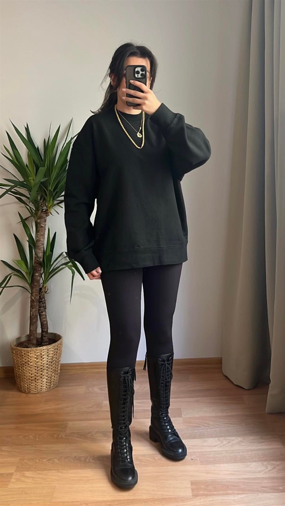 SİYAH OVERSIZE SWEAT 