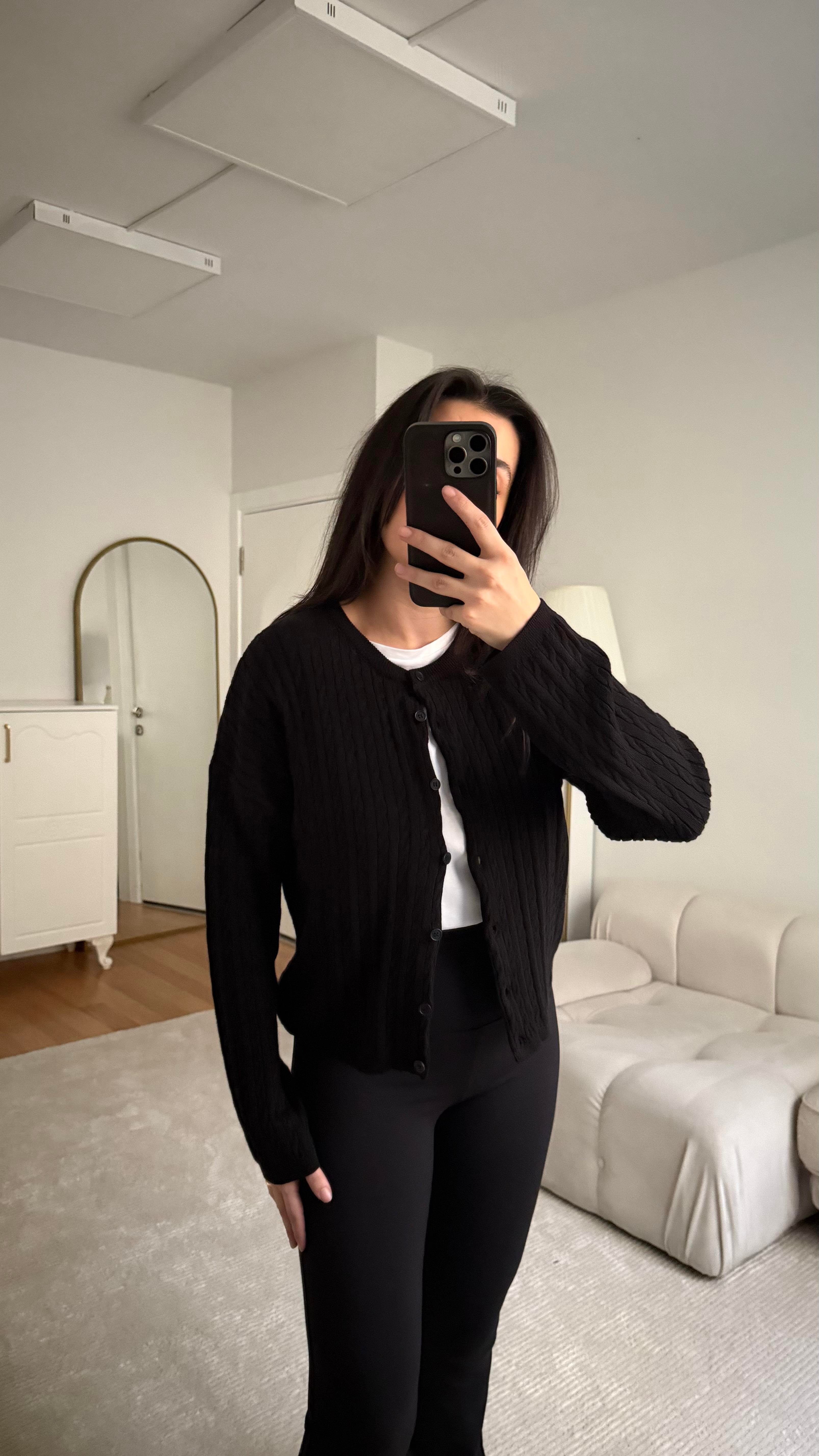 Siyah Saç Örme Premium Hırka