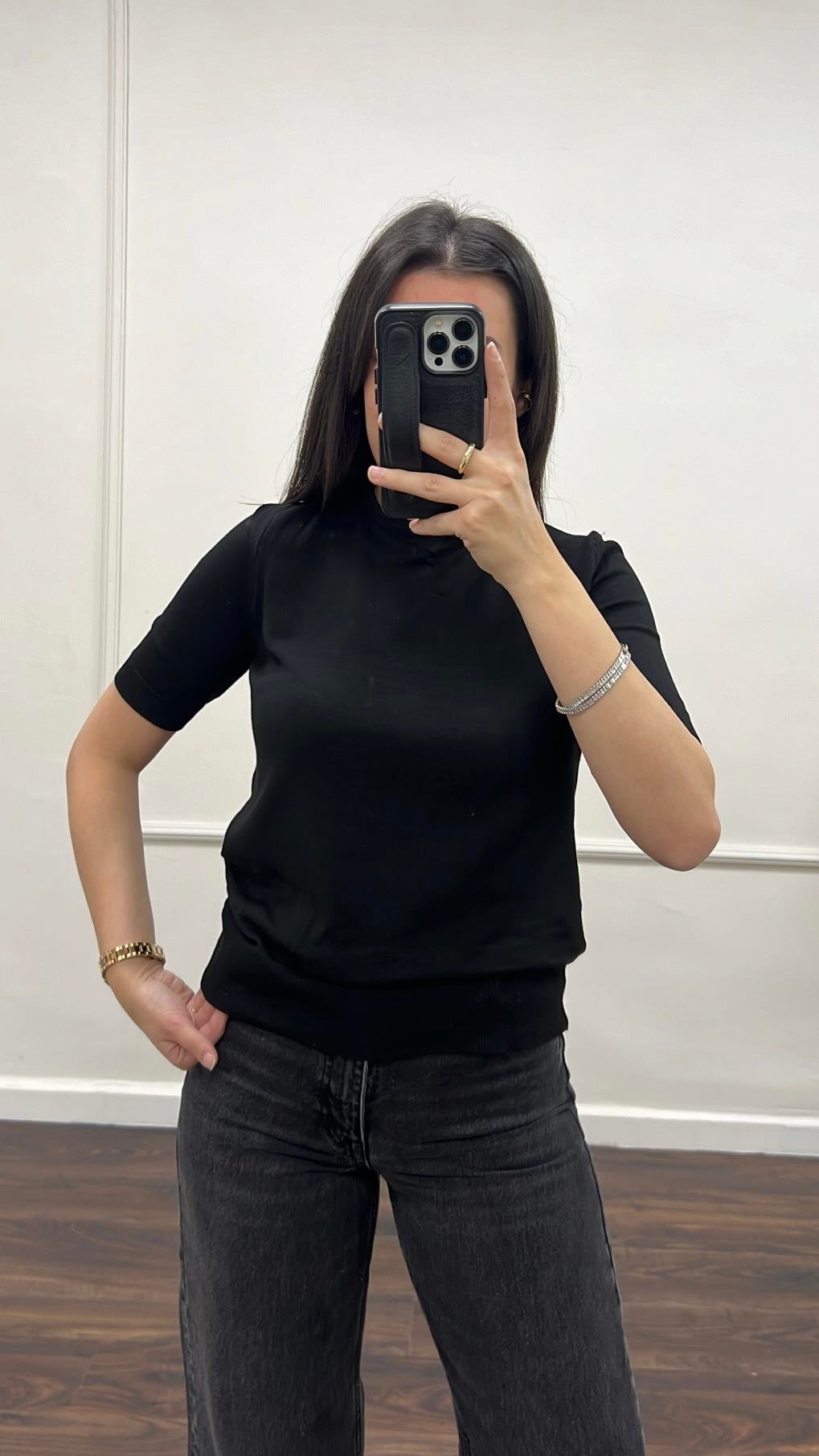 Siyah Viskon Örme Triko Bluz