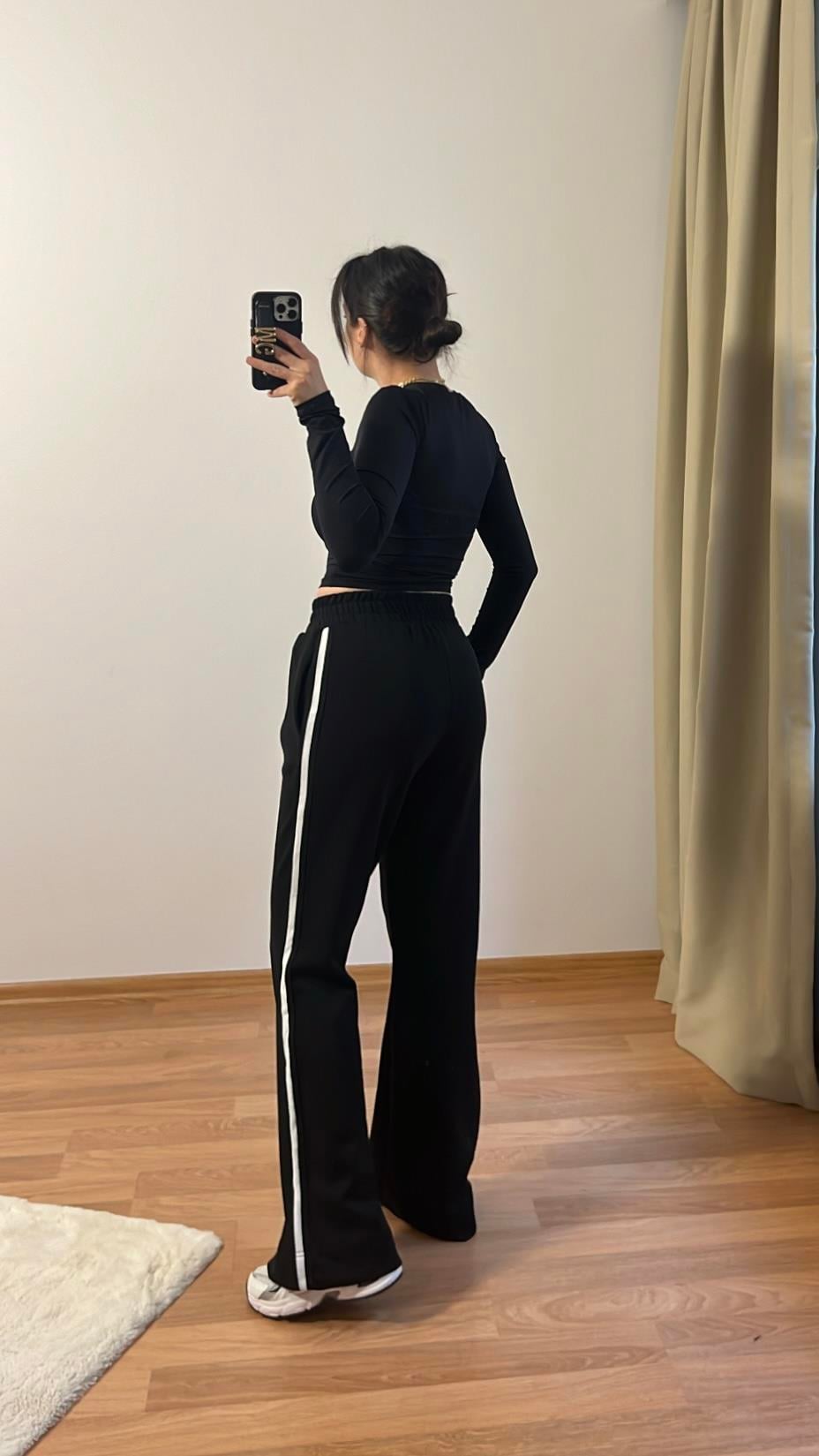 SKINS SİYAH STREÇ BASIC TİŞÖRT