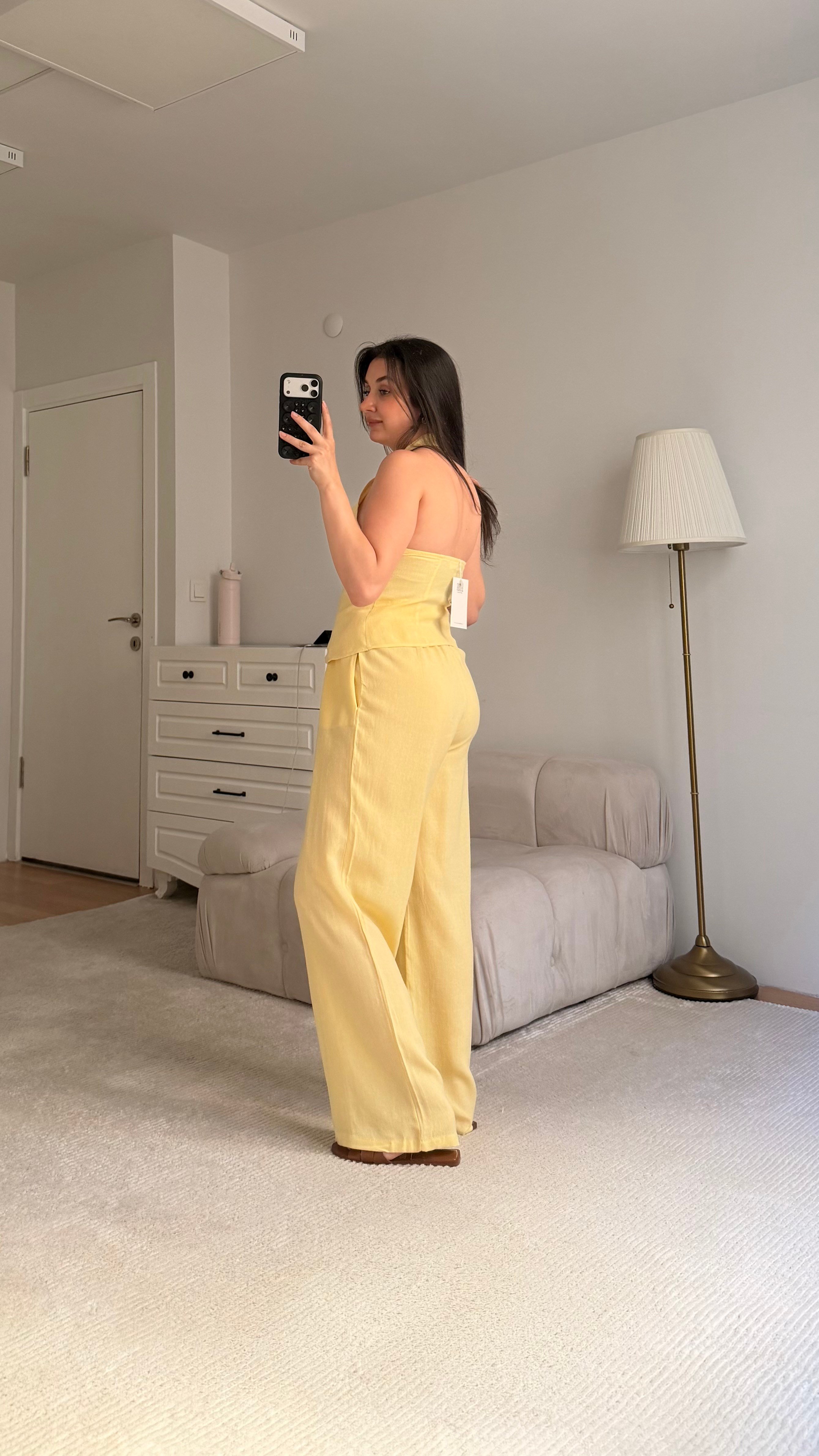 Soft Sarı Halter Yaka Düğmeli Keten Bluz Takım