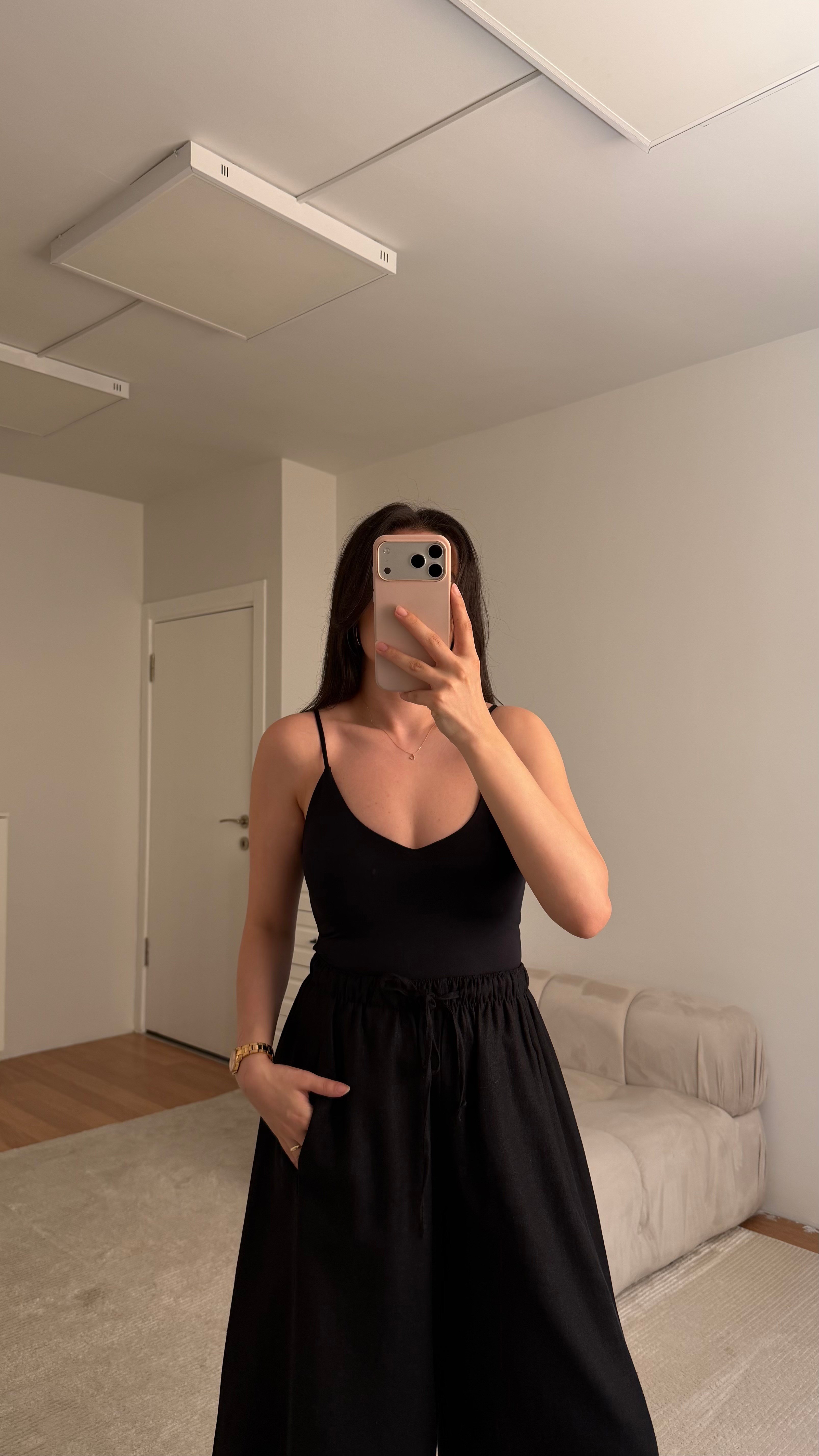 Star Siyah V Yaka Askılı Body Suit