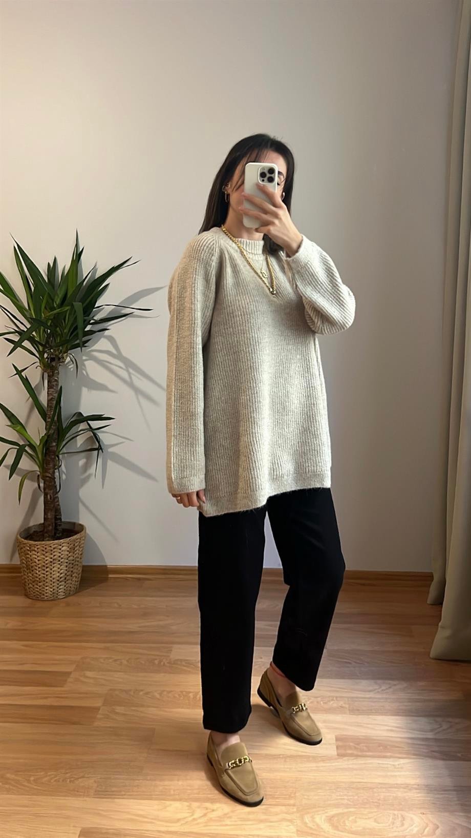 STUDYO TAŞ OVERSİZE KAZAK