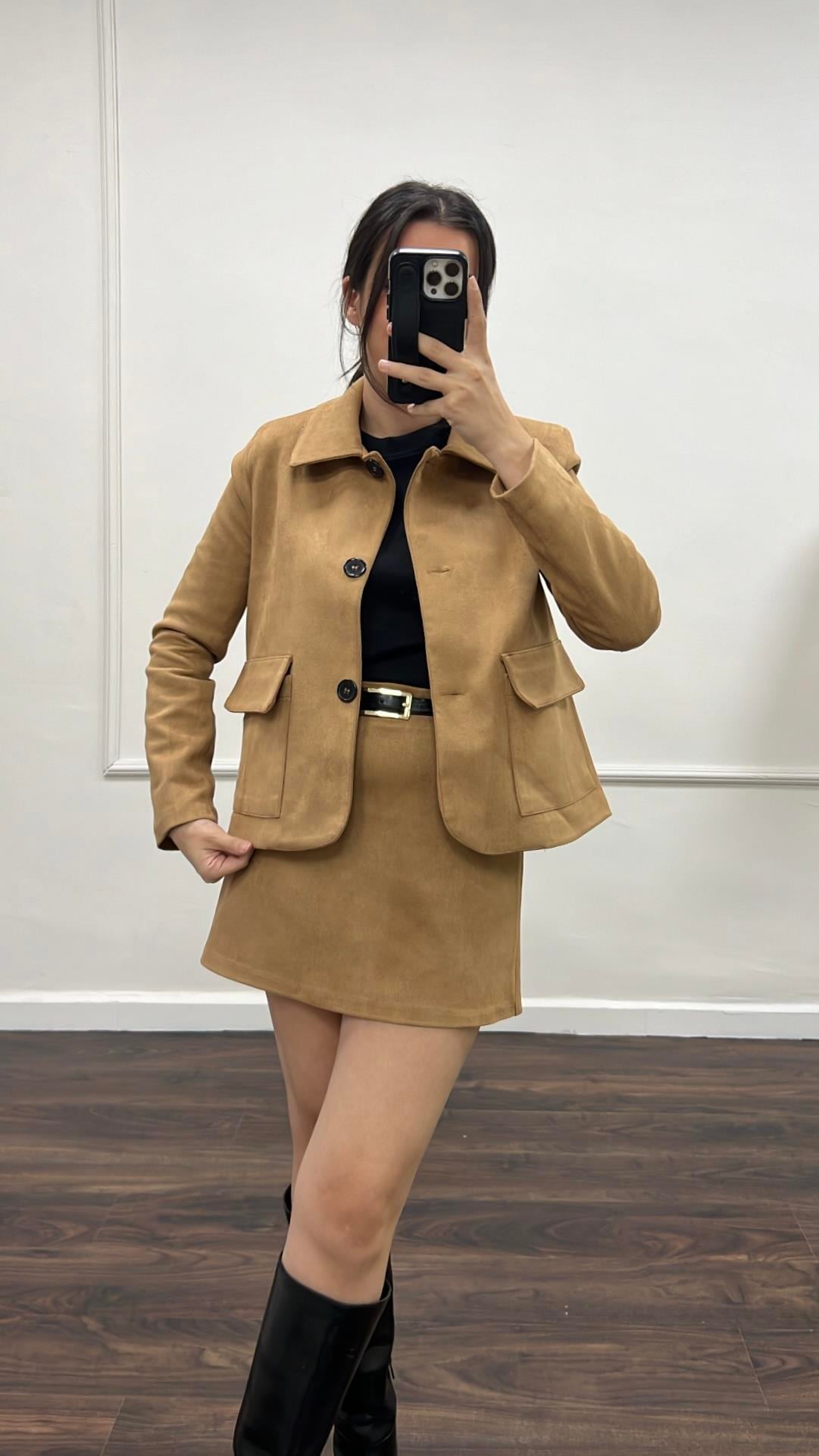 Taba Büyük Cep Detay Süet Ceket