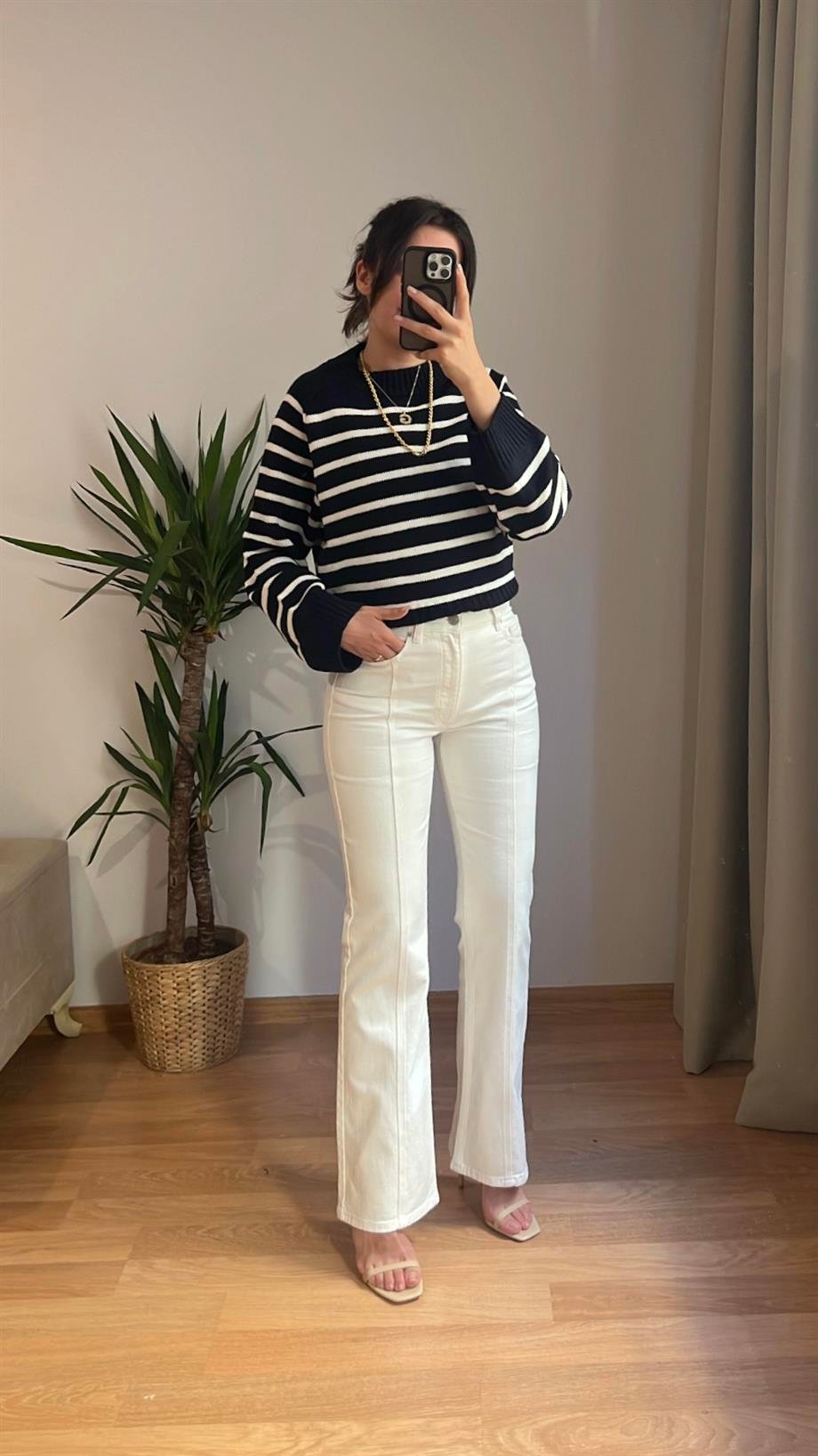 TUDİ EKRU FLARE MODEL YÜKSEK BEL JEAN
