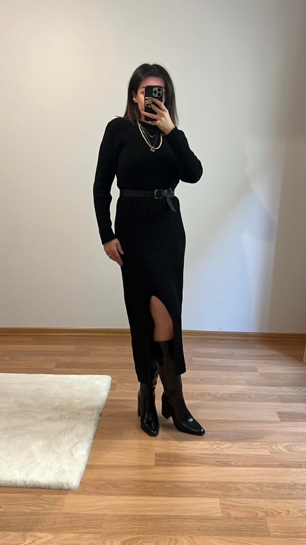 YIRTMAÇ DETAY TRİKO ELBİSE