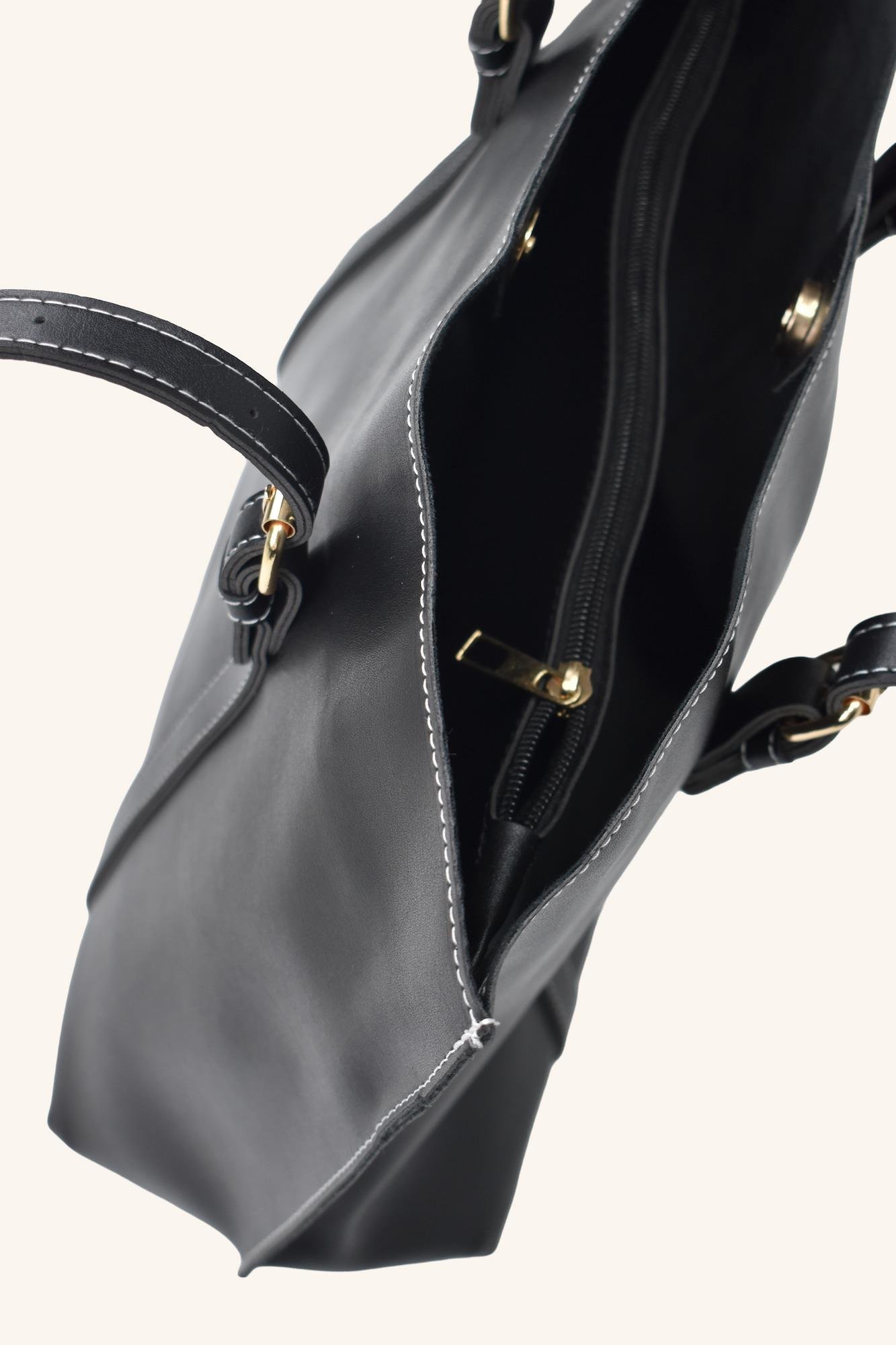 Beyaz Fular Detaylı El ve Omuz Çantası - Siyah