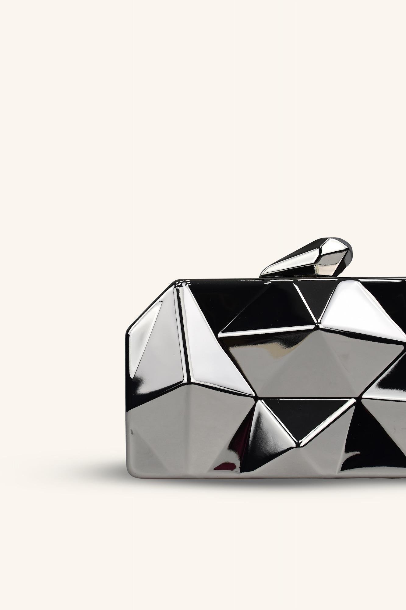 Dikdörtgen Model Parlak Abiye Çanta - Gümüş