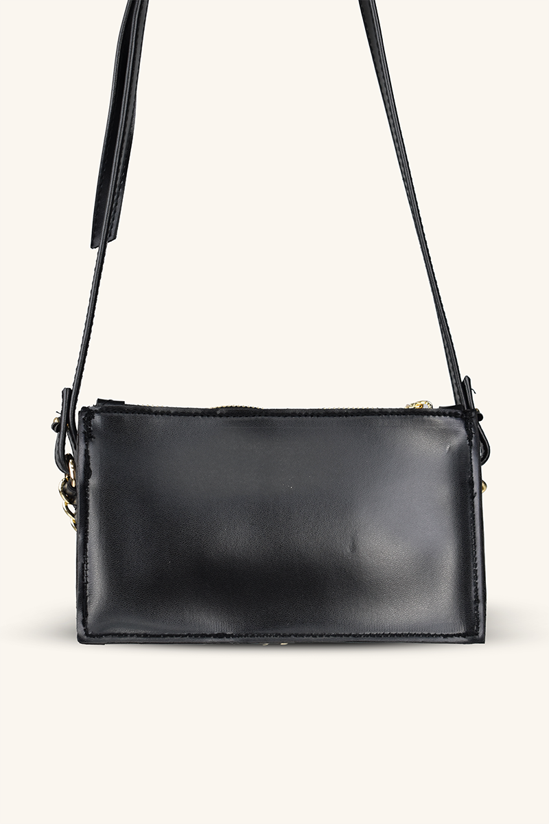 Sincap Aksesuar Detaylı El ve Omuz Çantası - Siyah