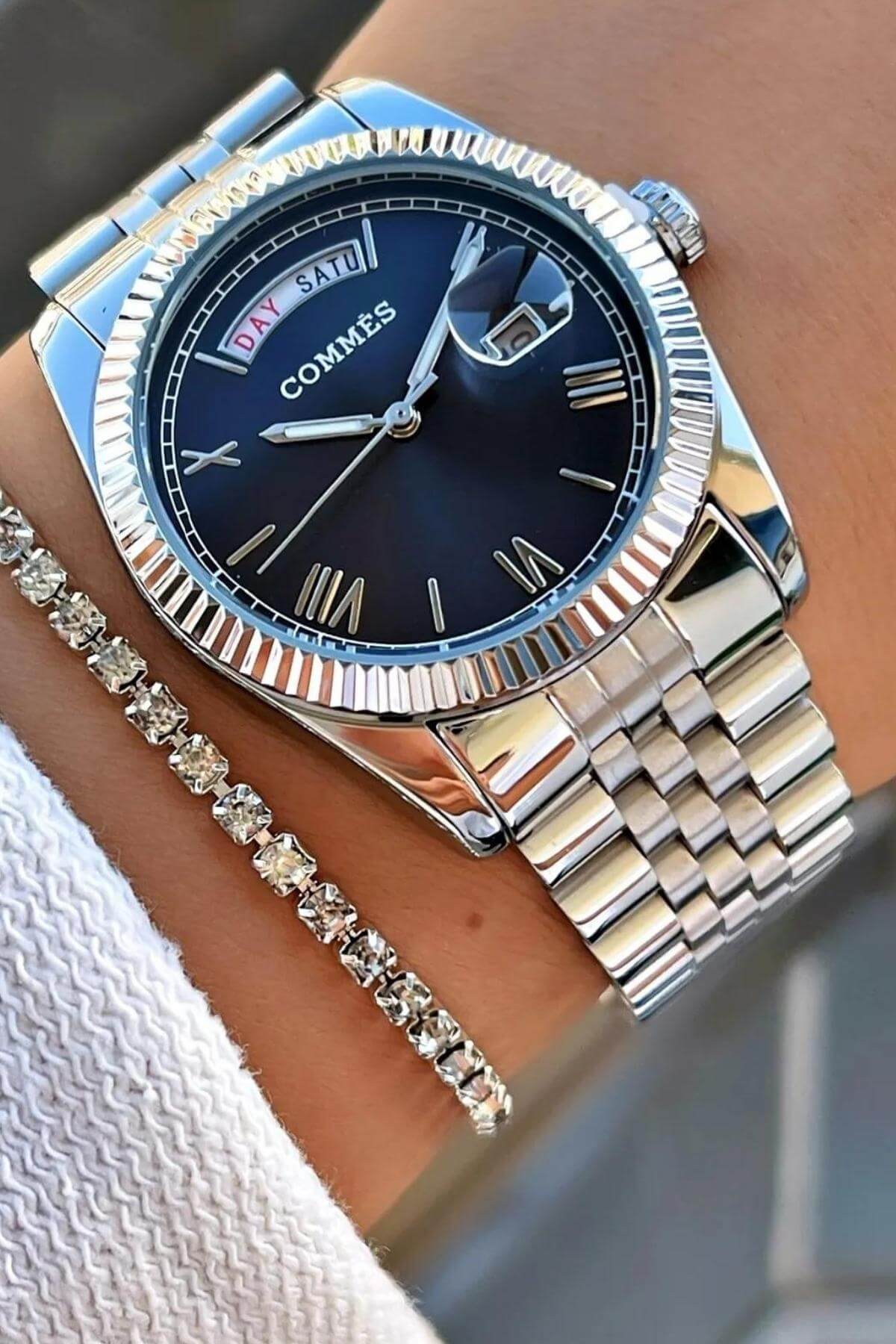 Commes Çelik Kordon Gümüş Siyah Renk Özel Kesim Camlı Takvimli Kadın Klasik Kol Saati 0364L-SSB