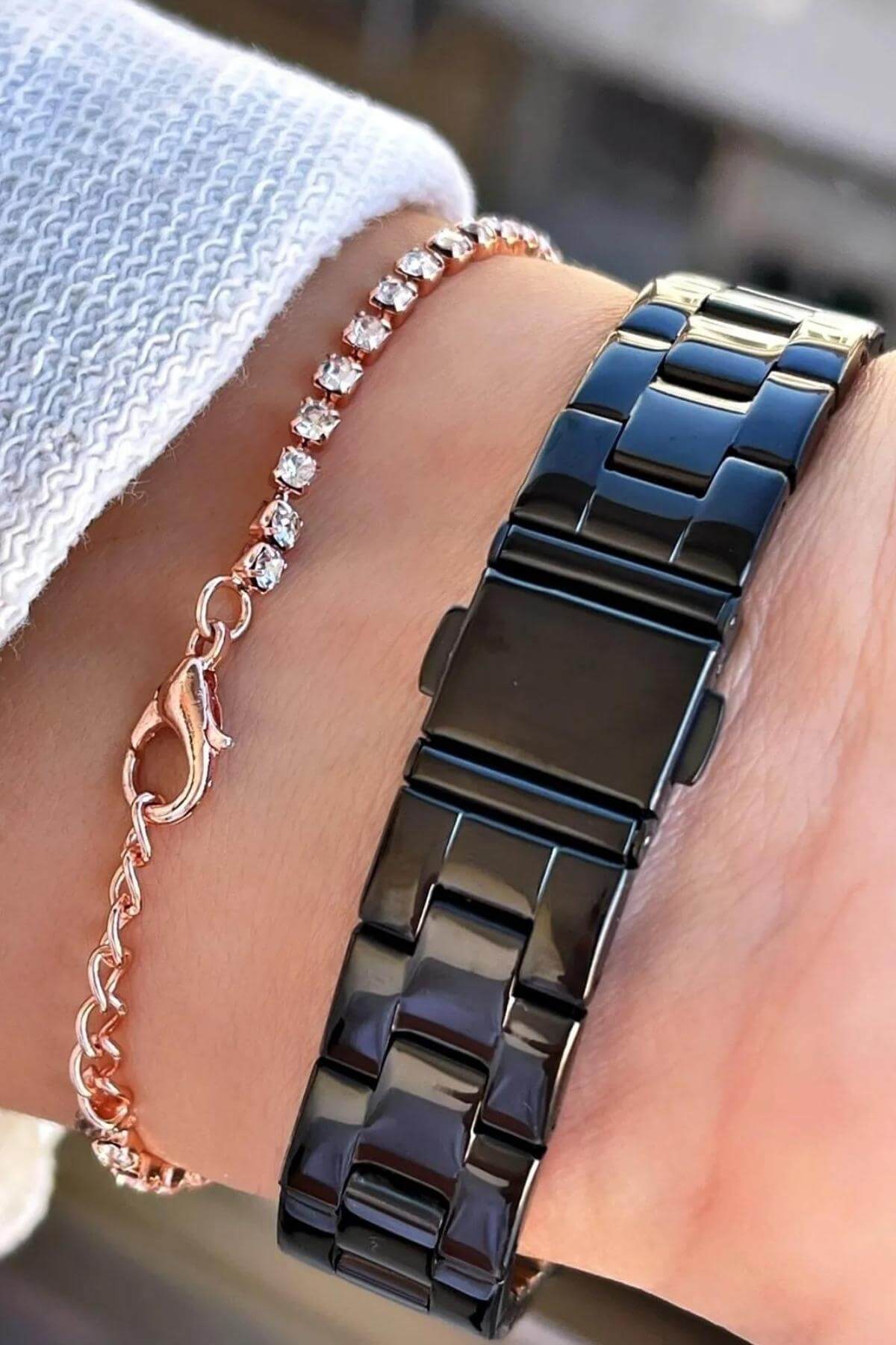 Commes Çelik Kordon Rose Gold Siyah Renk Özel Kesim Taş Süslemeli Kadın Klasik Kol Saati 0371-BRB