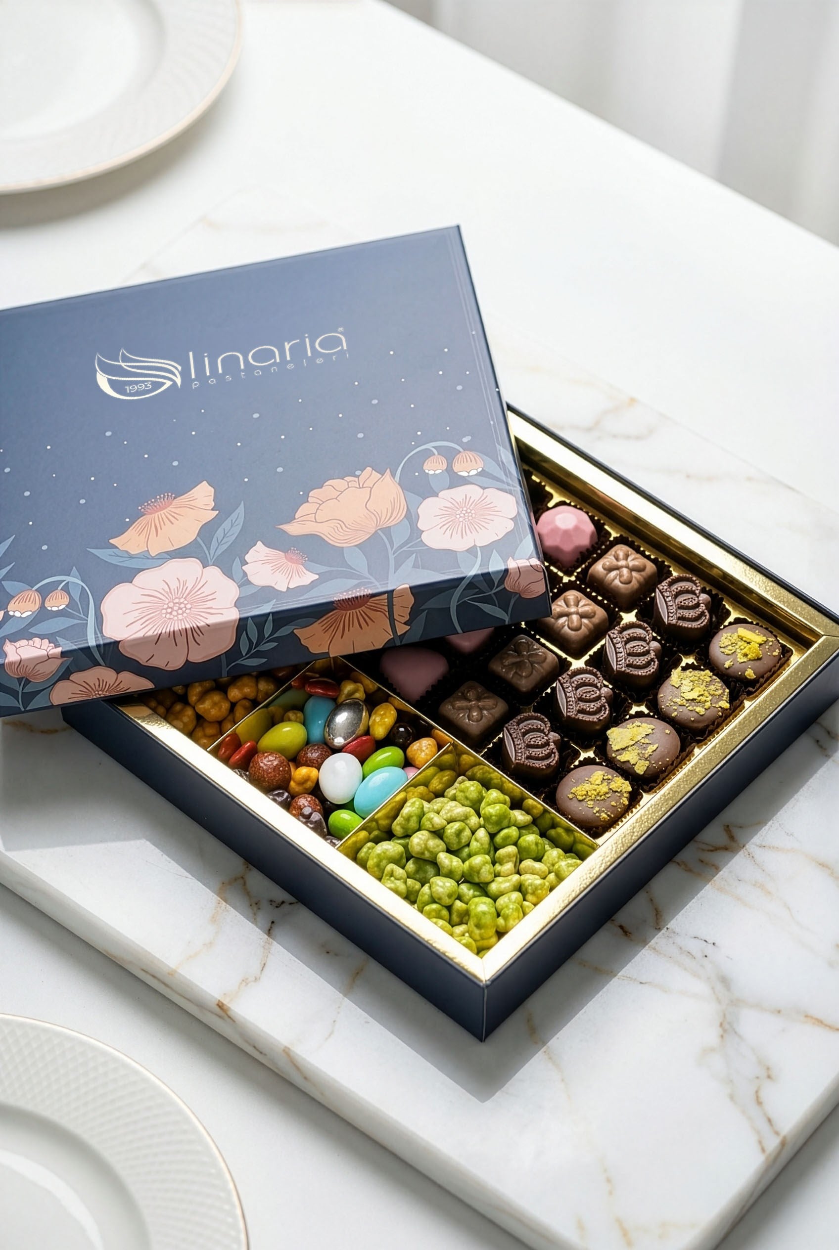 Linaria Premium Karışık Çikolata ve Draje Kutusu