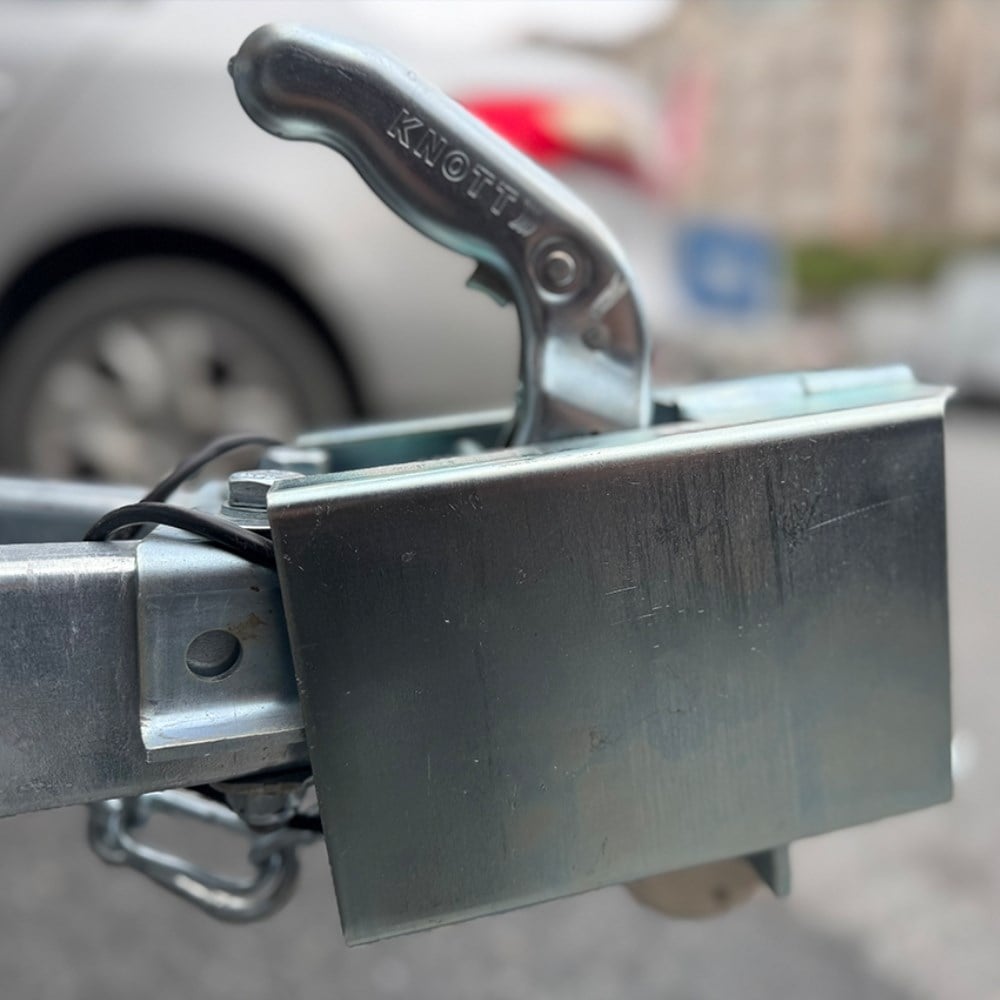 Suga Safety Box Römork Çekme Karavan Kaplin Güvenlik Kilidi - Karavan Malzemeleri, Karavan EkipmanlarıKaplin KilitleriSugaSuga Safety Box Römork Çekme Karavan Kaplin Güvenlik Kilidi