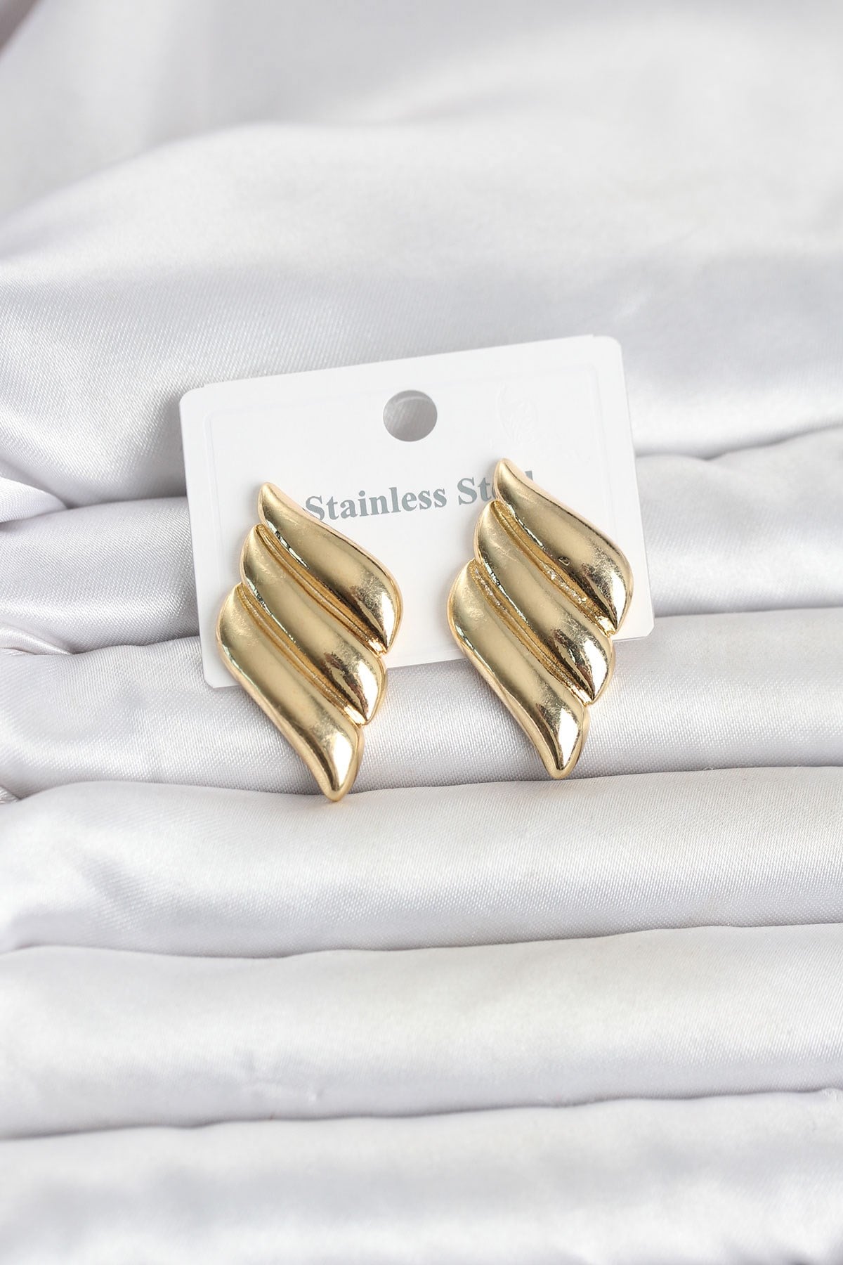 316L Çelik Gold Renk Motif Model Kadın Küpe